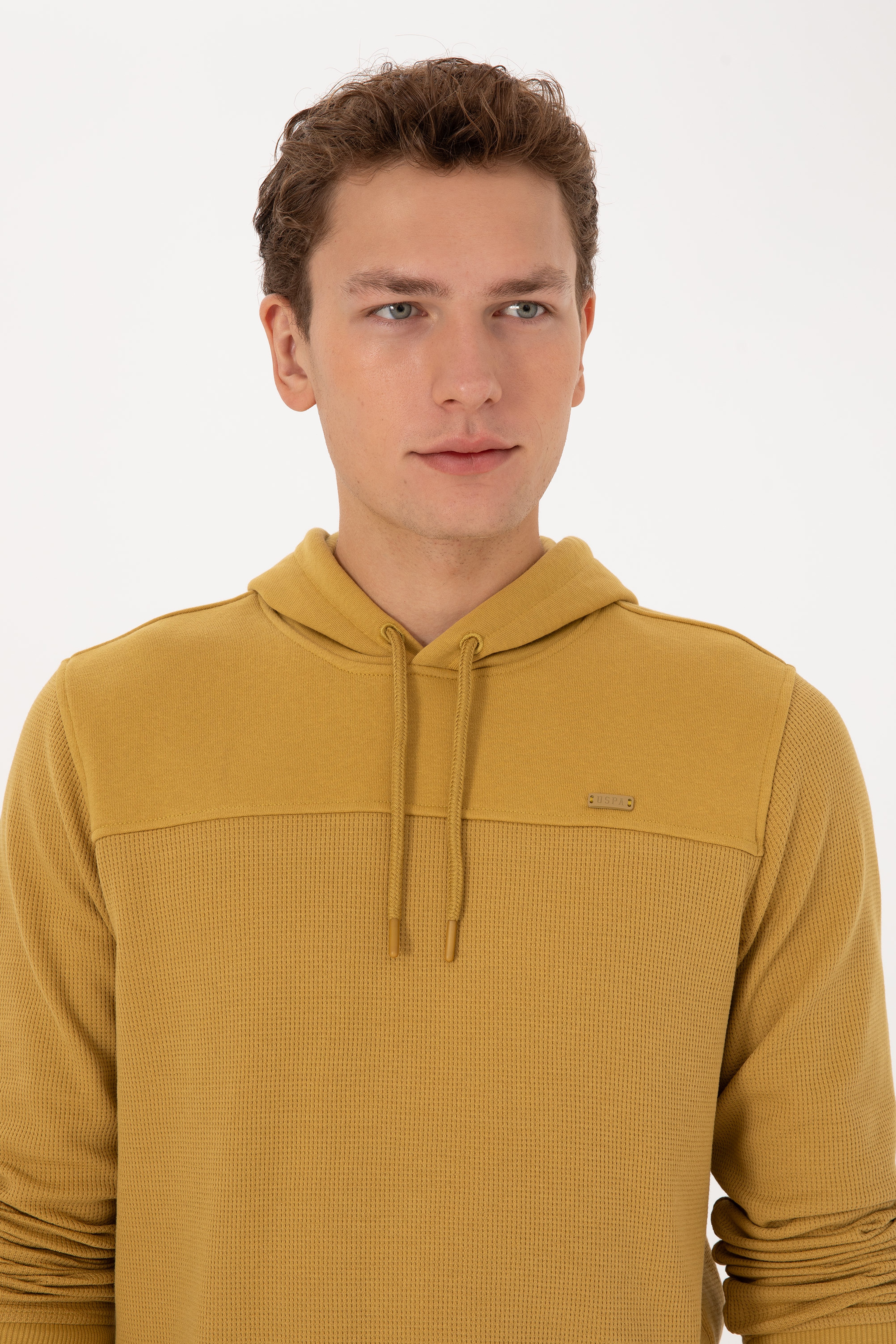 Erkek Regular Fit Kapüşonlu Petek Dokulu Hardal Sweatshirt - Image 2