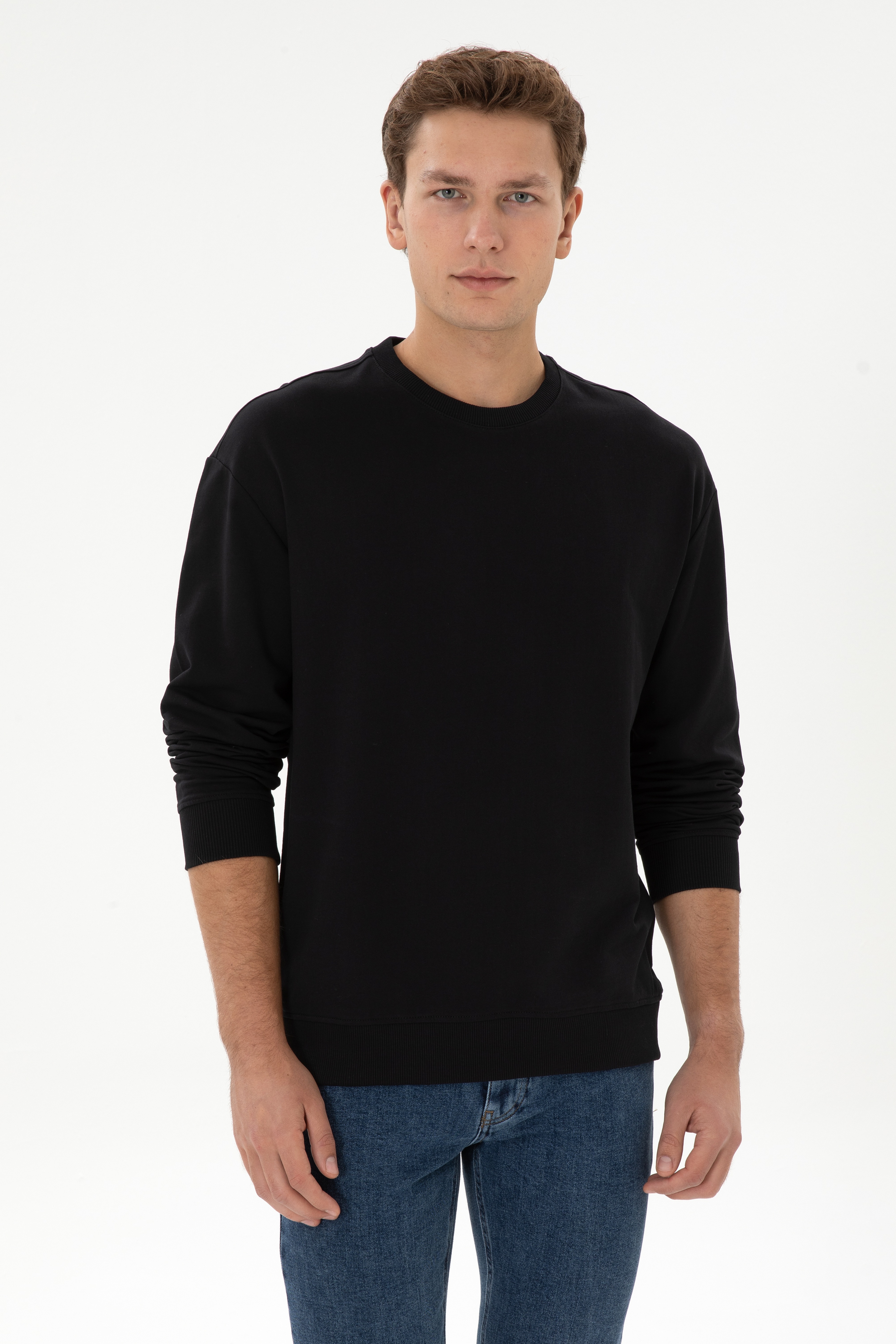 Erkek Comfort Fit Bisiklet Yaka Siyah İnce Sweatshirt - Image 1