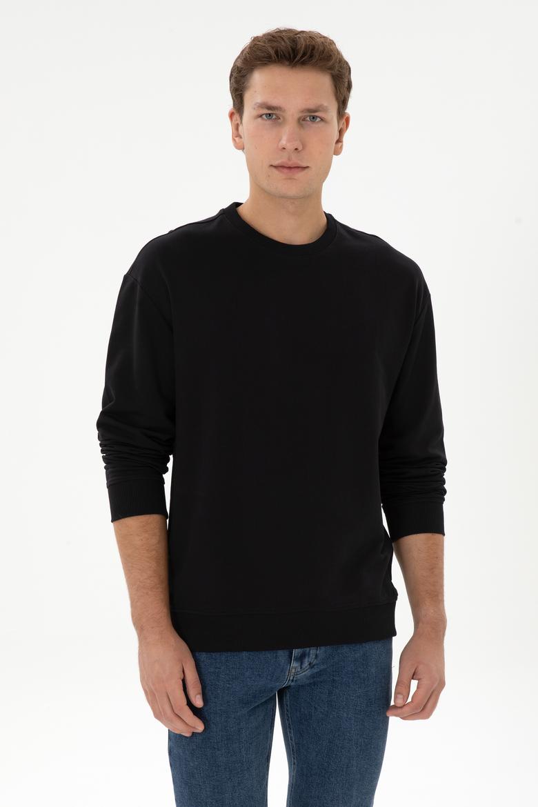 Erkek Comfort Fit Bisiklet Yaka Siyah İnce Sweatshirt