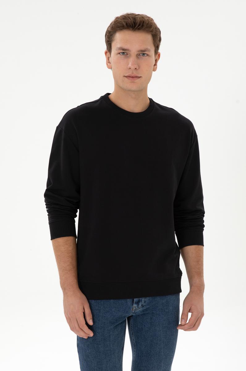 Erkek Comfort Fit Bisiklet Yaka Siyah İnce Sweatshirt