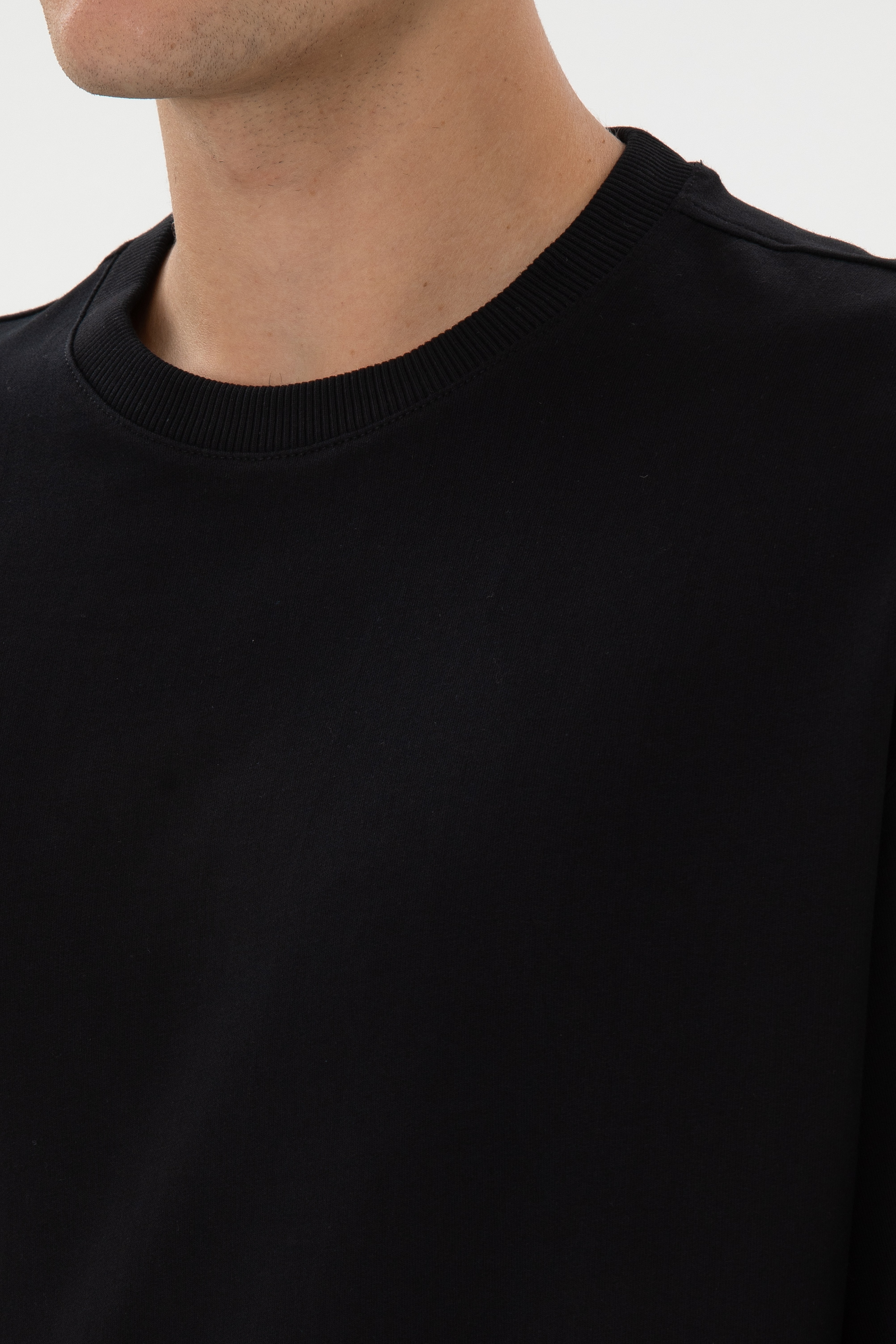 Erkek Comfort Fit Bisiklet Yaka Siyah İnce Sweatshirt - Image 7
