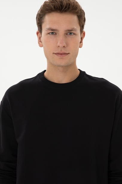 Erkek Comfort Fit Bisiklet Yaka Siyah İnce Sweatshirt