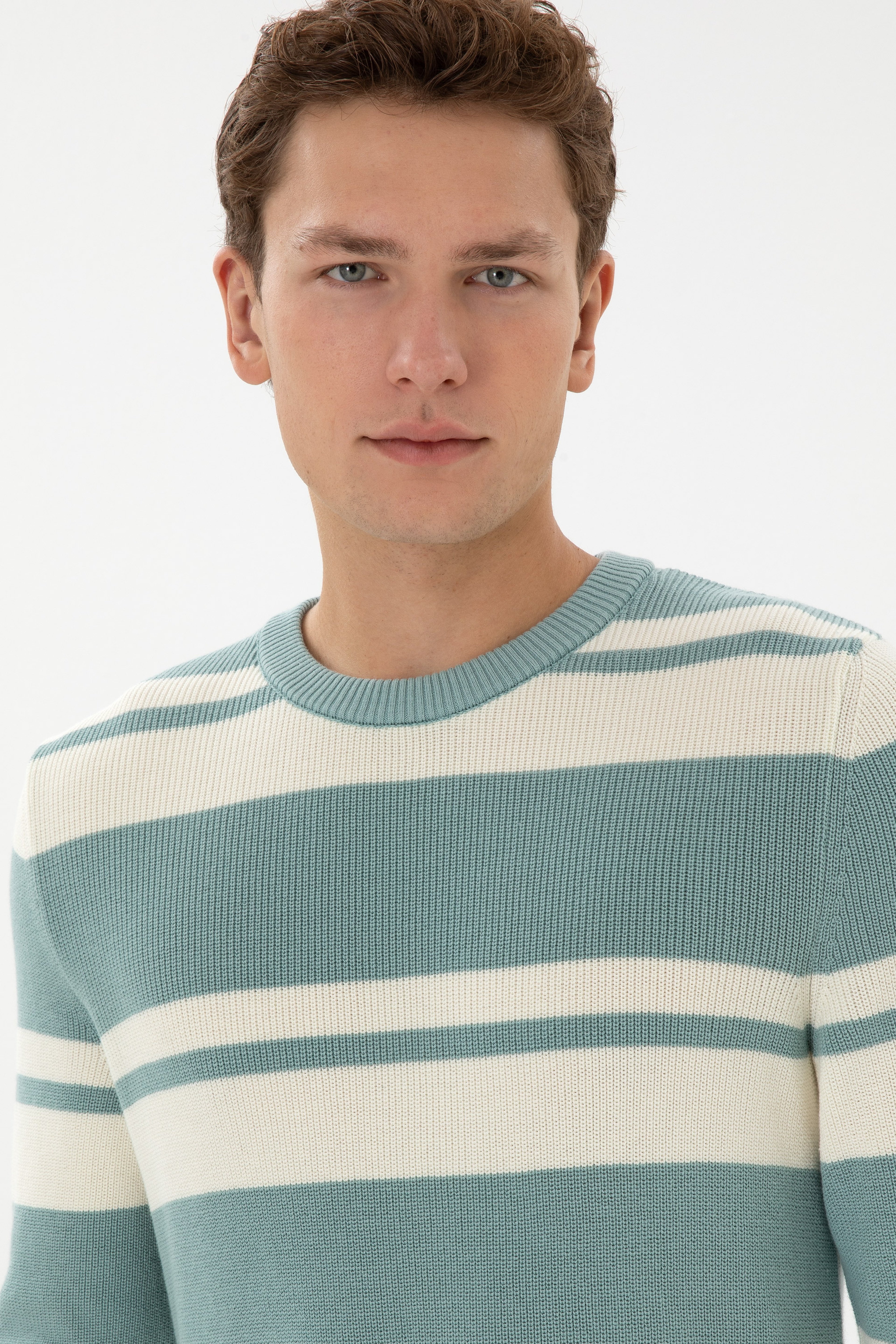 Erkek Regular Fit Bisiklet Yaka Mint Kazak - Image 2
