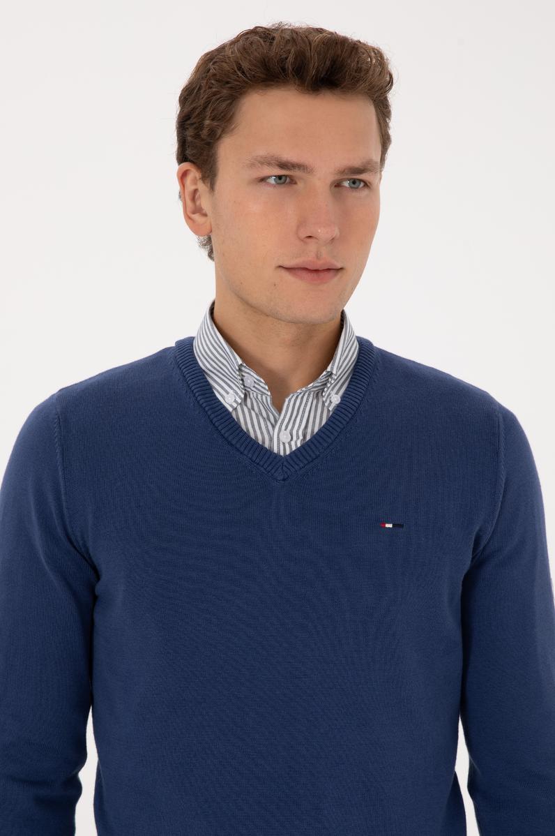 Erkek Slim Fit V Yaka İndigo Basic Kazak