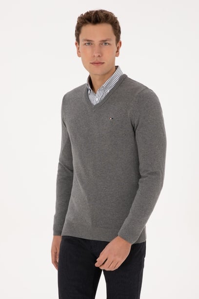 Erkek Slim Fit V Yaka Gri Melanj Basic Kazak