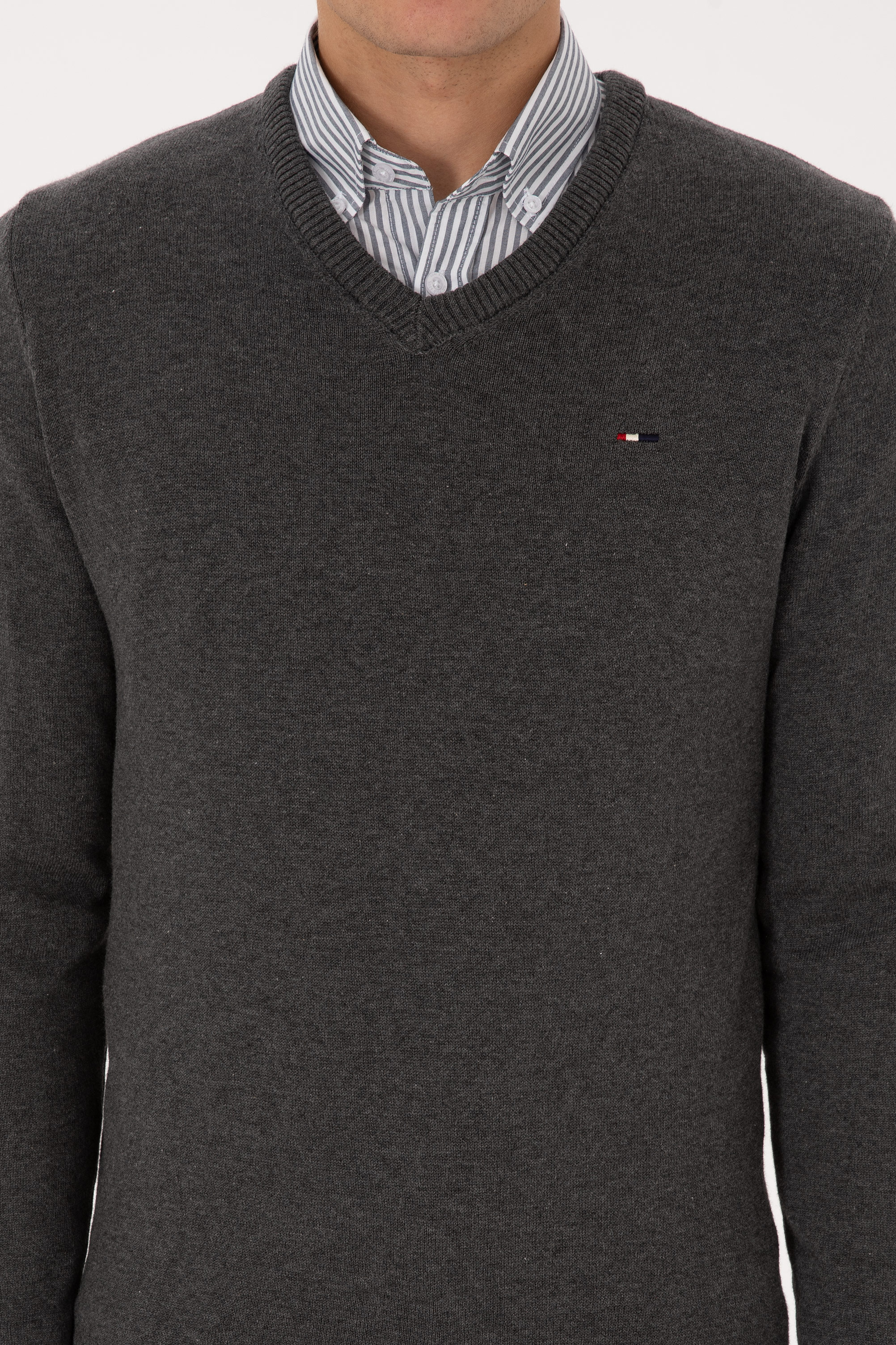 Erkek Slim Fit V Yaka Antrasit Melanj Basic Kazak