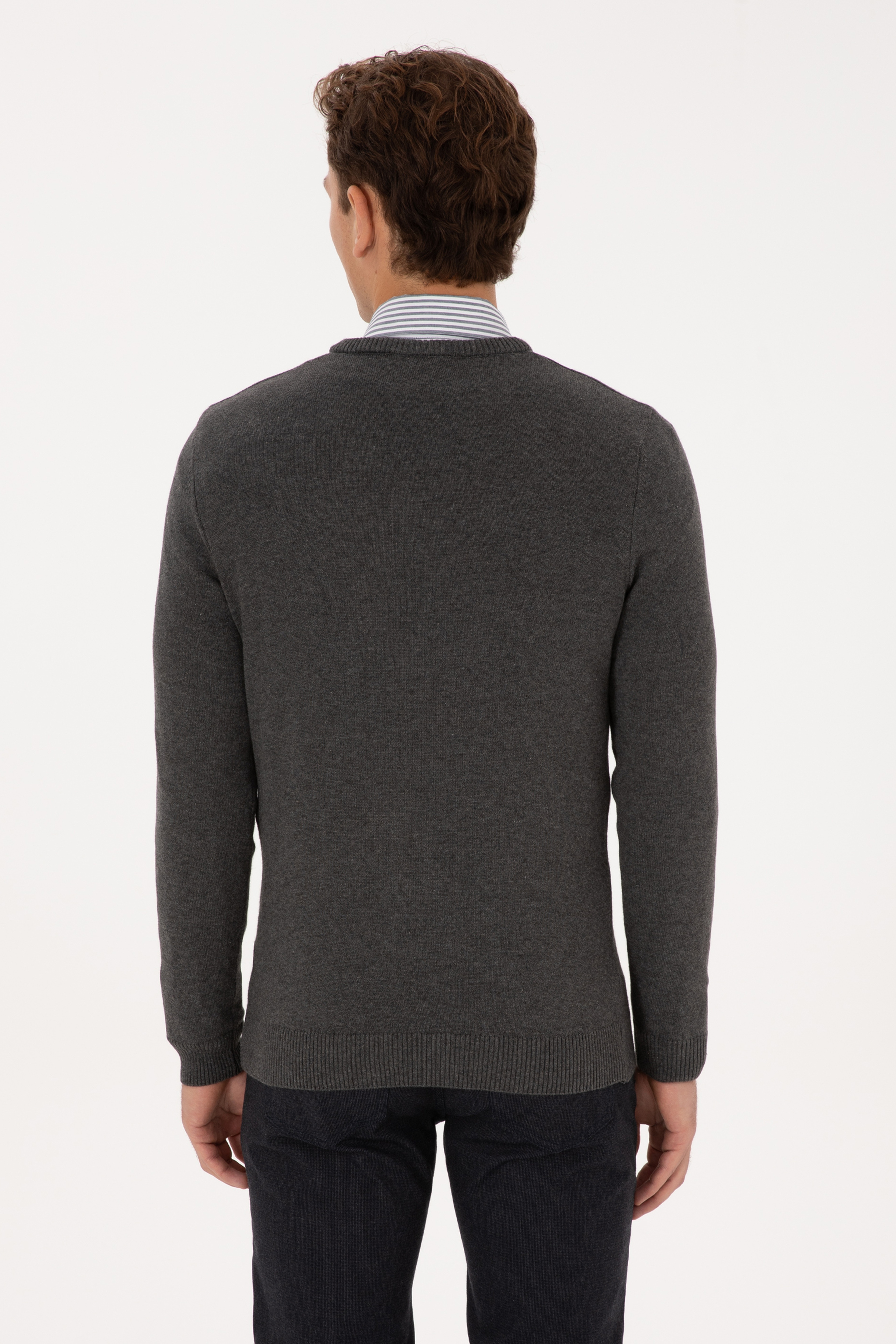 Erkek Slim Fit V Yaka Antrasit Melanj Basic Kazak - Image 5
