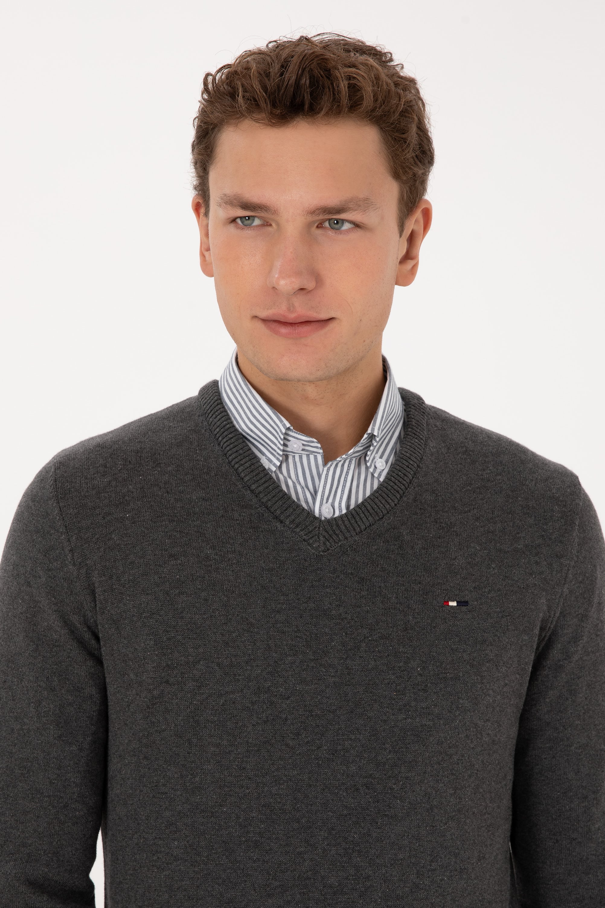 Erkek Slim Fit V Yaka Antrasit Melanj Basic Kazak