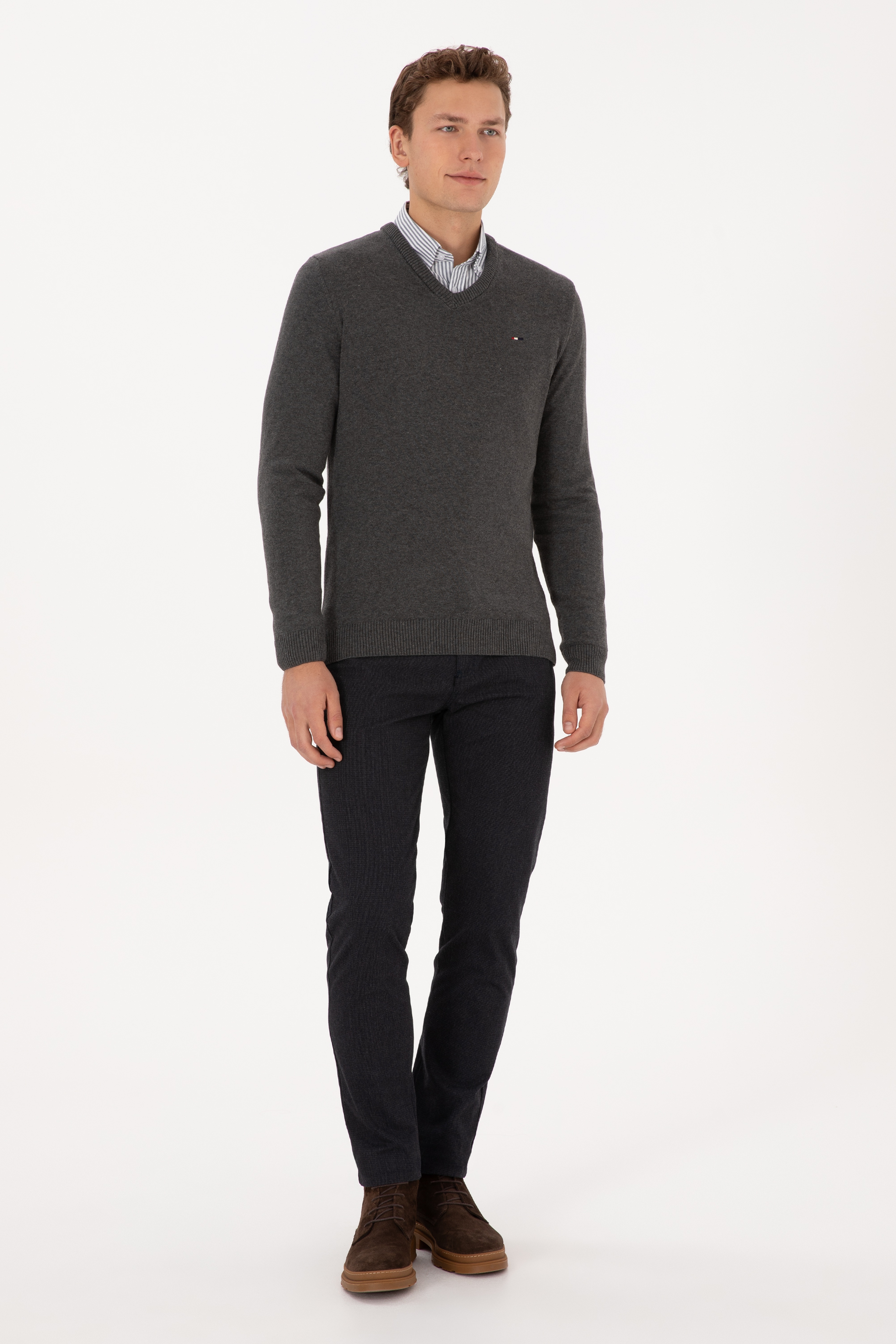 Erkek Slim Fit V Yaka Antrasit Melanj Basic Kazak - Image 4