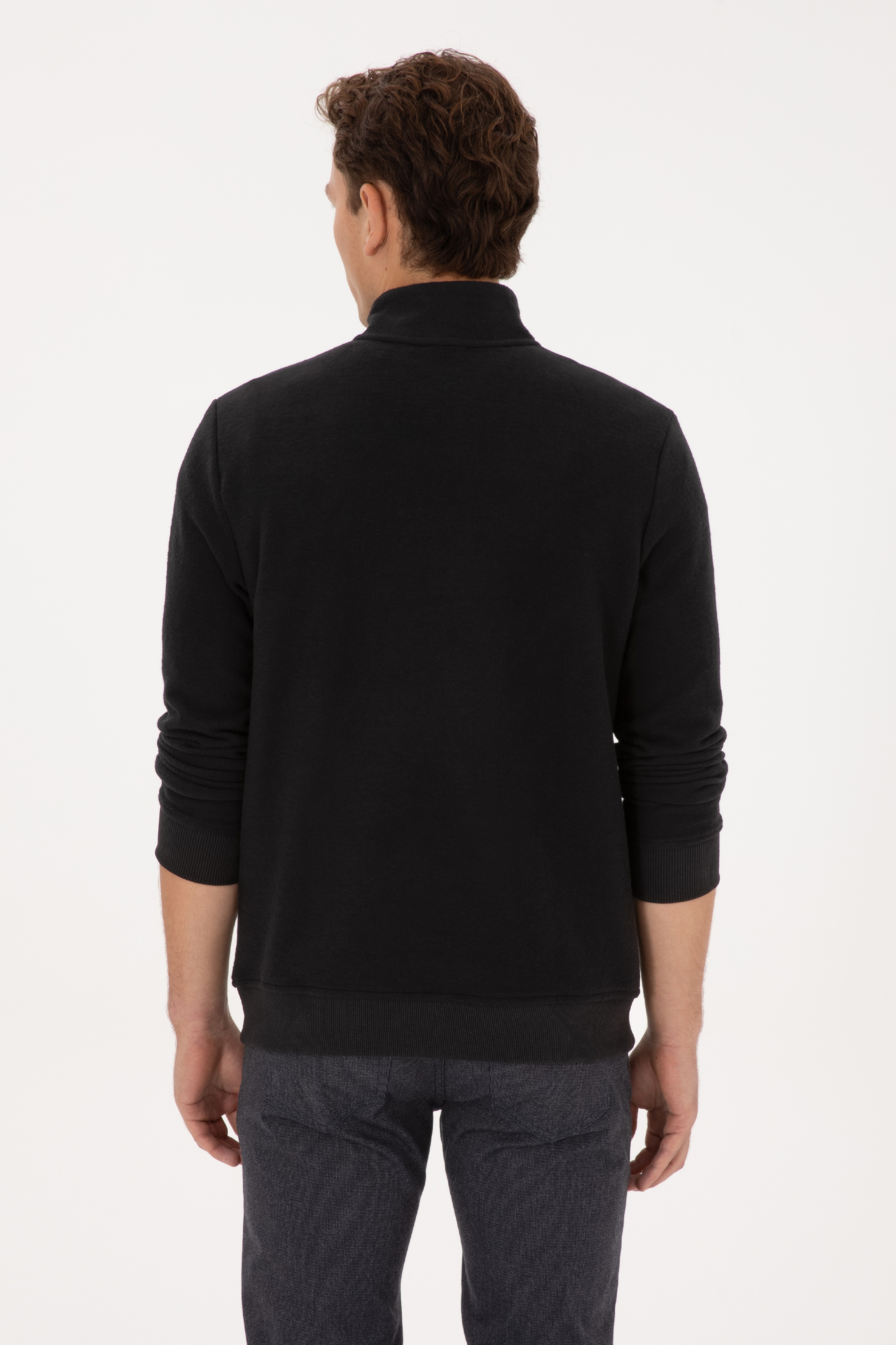Erkek Regular Fit Yarım Fermuarlı Şardonlu Polo Yaka Siyah Basic Sweatshirt - Image 5