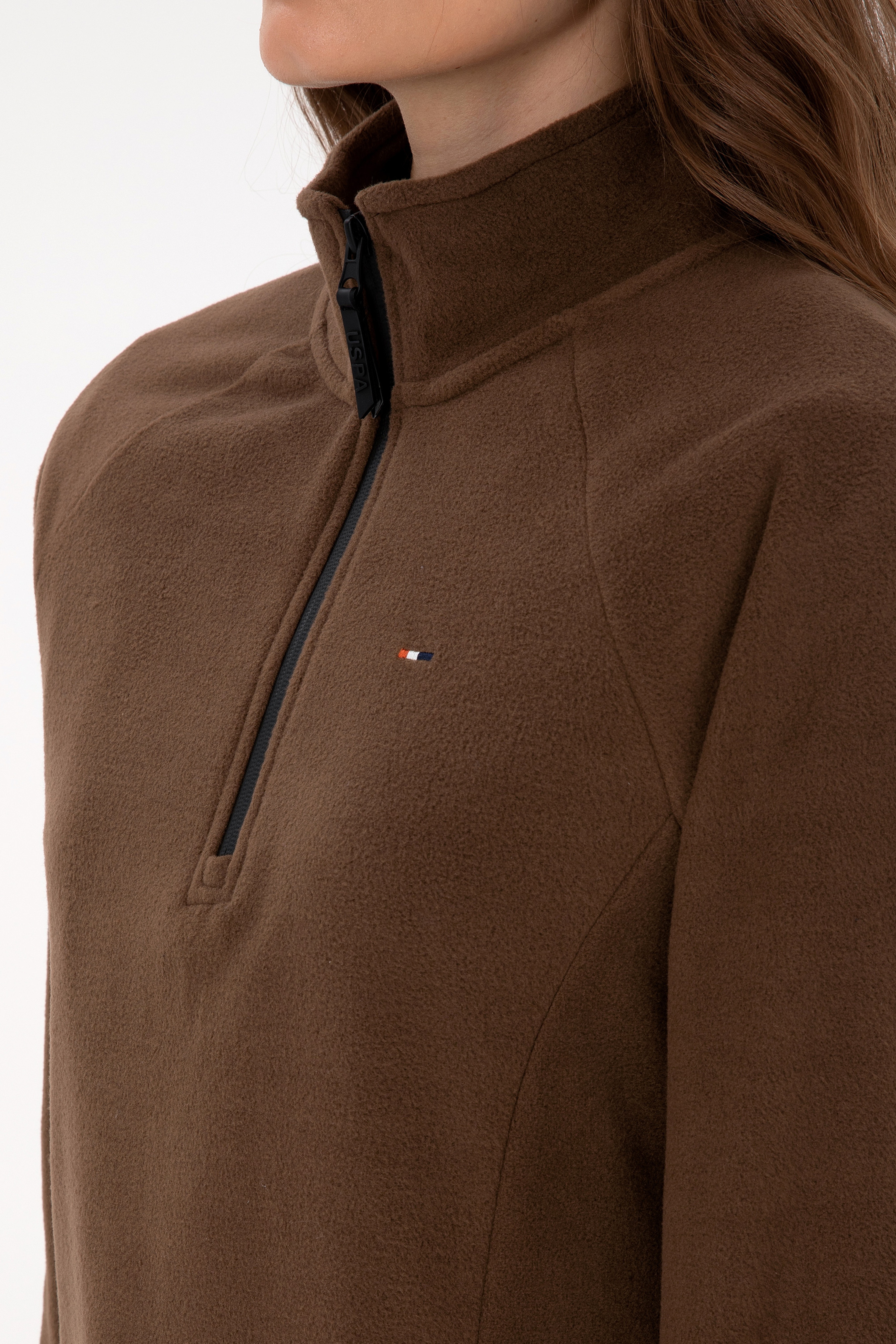 Kadın Kahverengi Fermuarlı Dik Yaka Polar Sweatshirt - Image 7