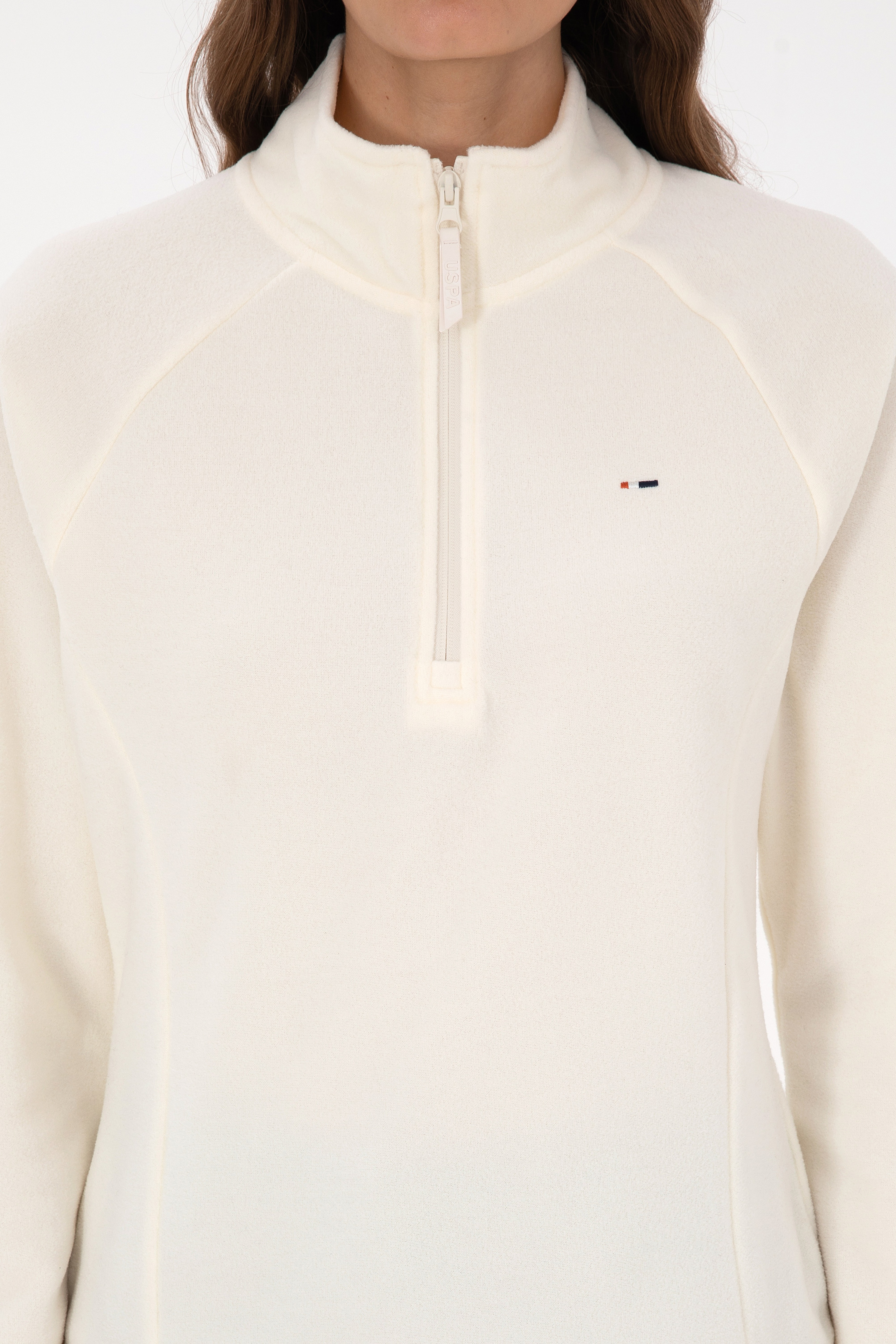 Kadın Krem Fermuarlı Dik Yaka Polar Sweatshirt - Image 6