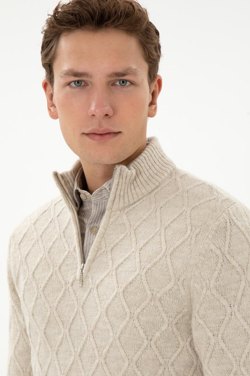 Erkek Regular Fit Yarım Fermuarlı Desenli Taş Kazak