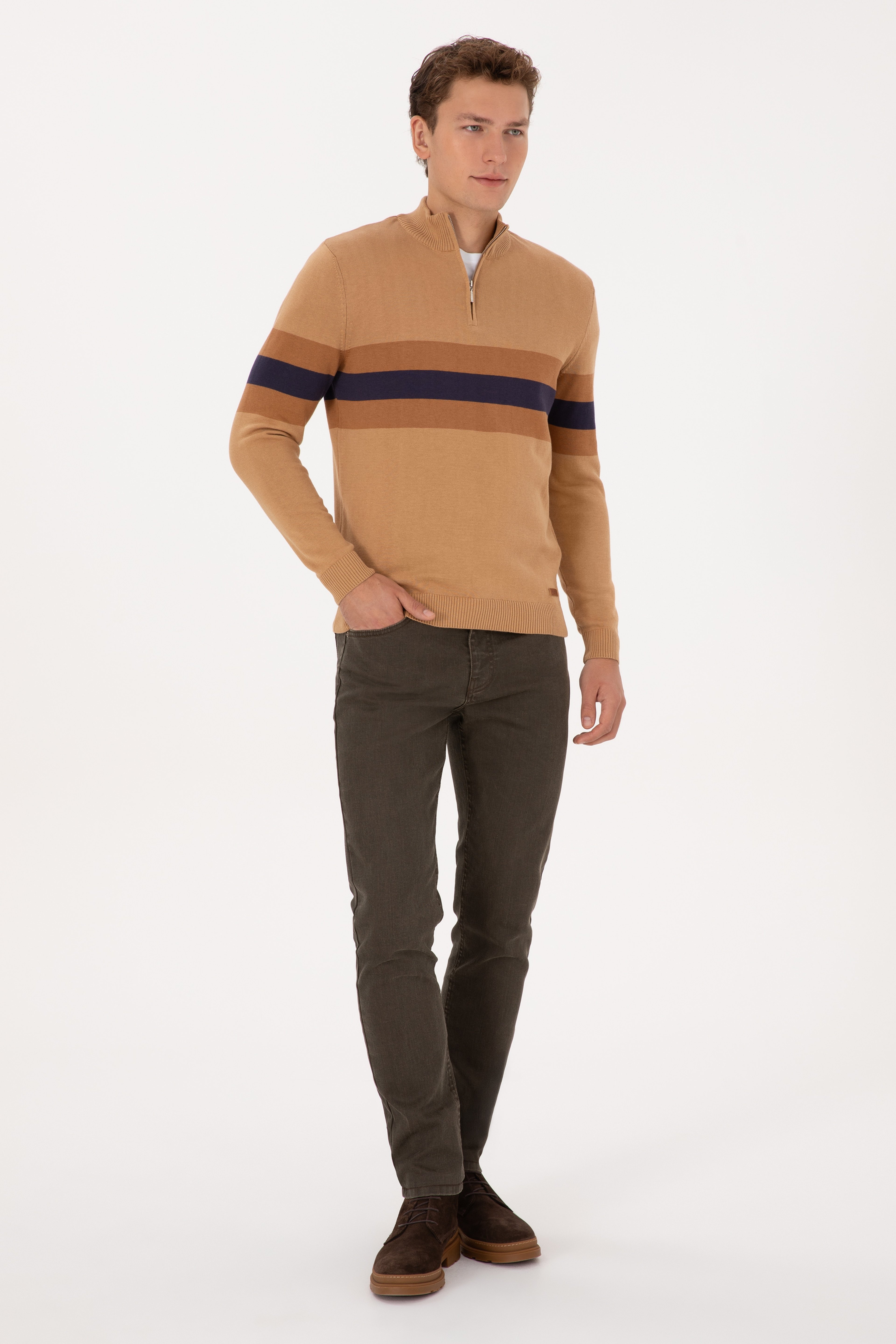 Erkek Regular Fit Yarım Fermuarlı Camel Kazak