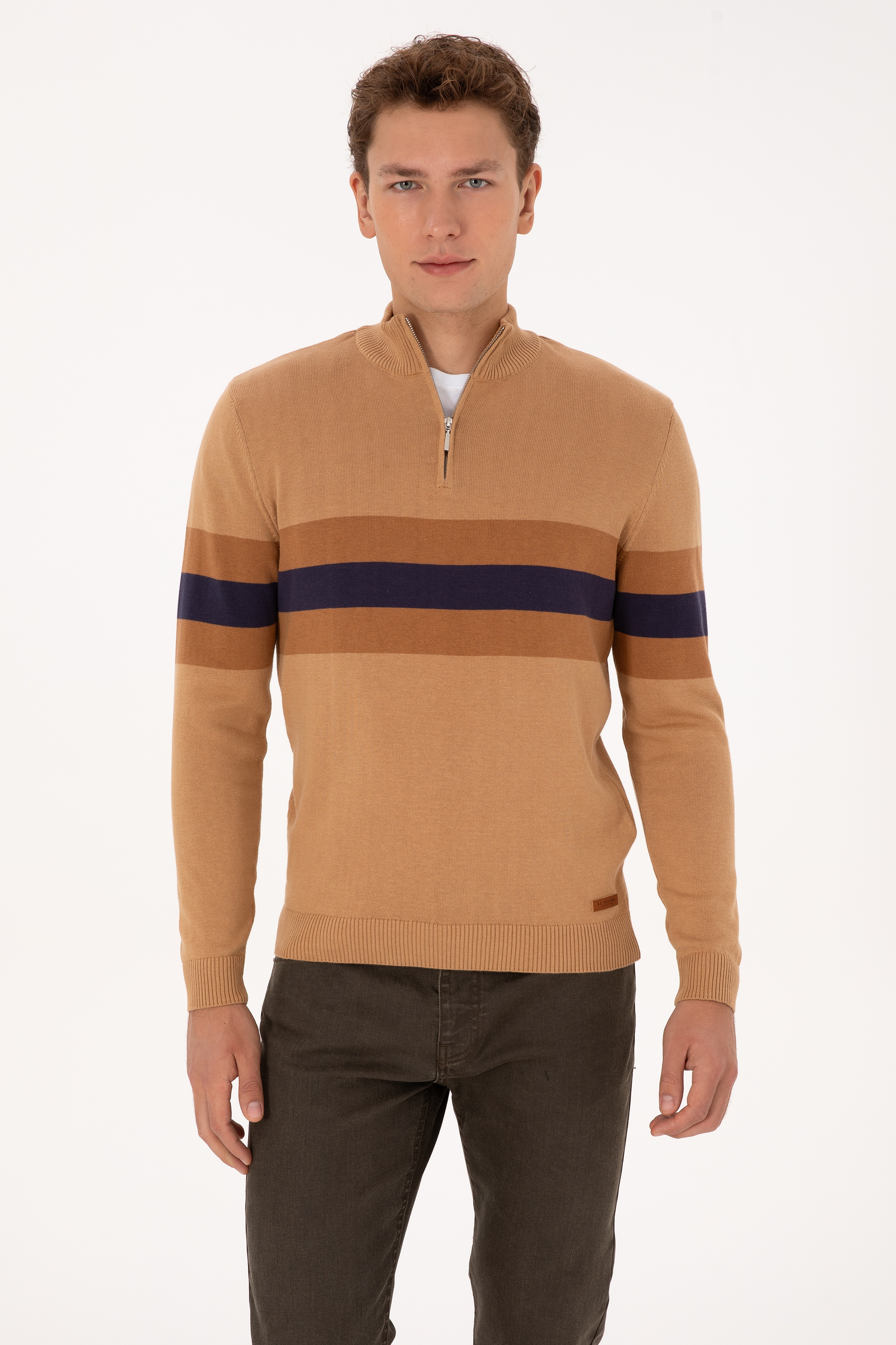 Erkek Regular Fit Yarım Fermuarlı Camel Kazak - Image 3