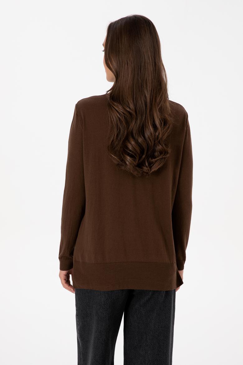 Kadın Kahverengi Boğazlı Basic Kazak - 50313621048