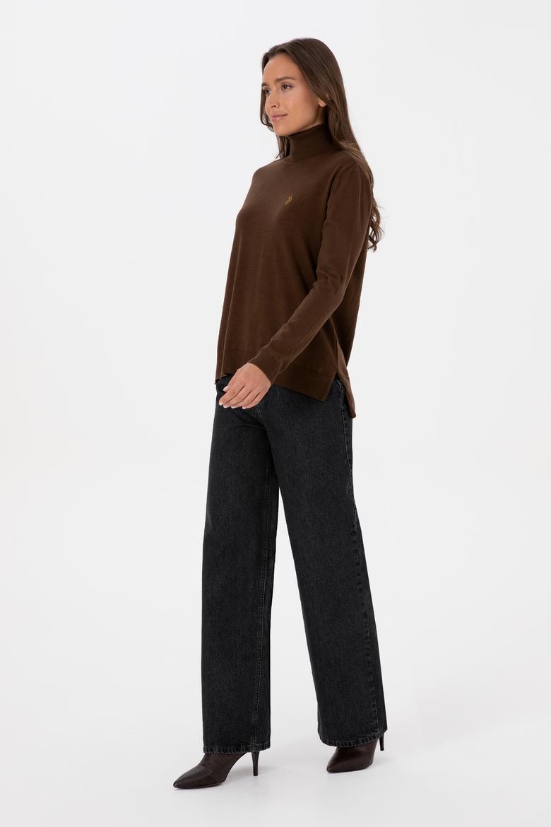 Kadın Kahverengi Boğazlı Basic Kazak - 50313621048