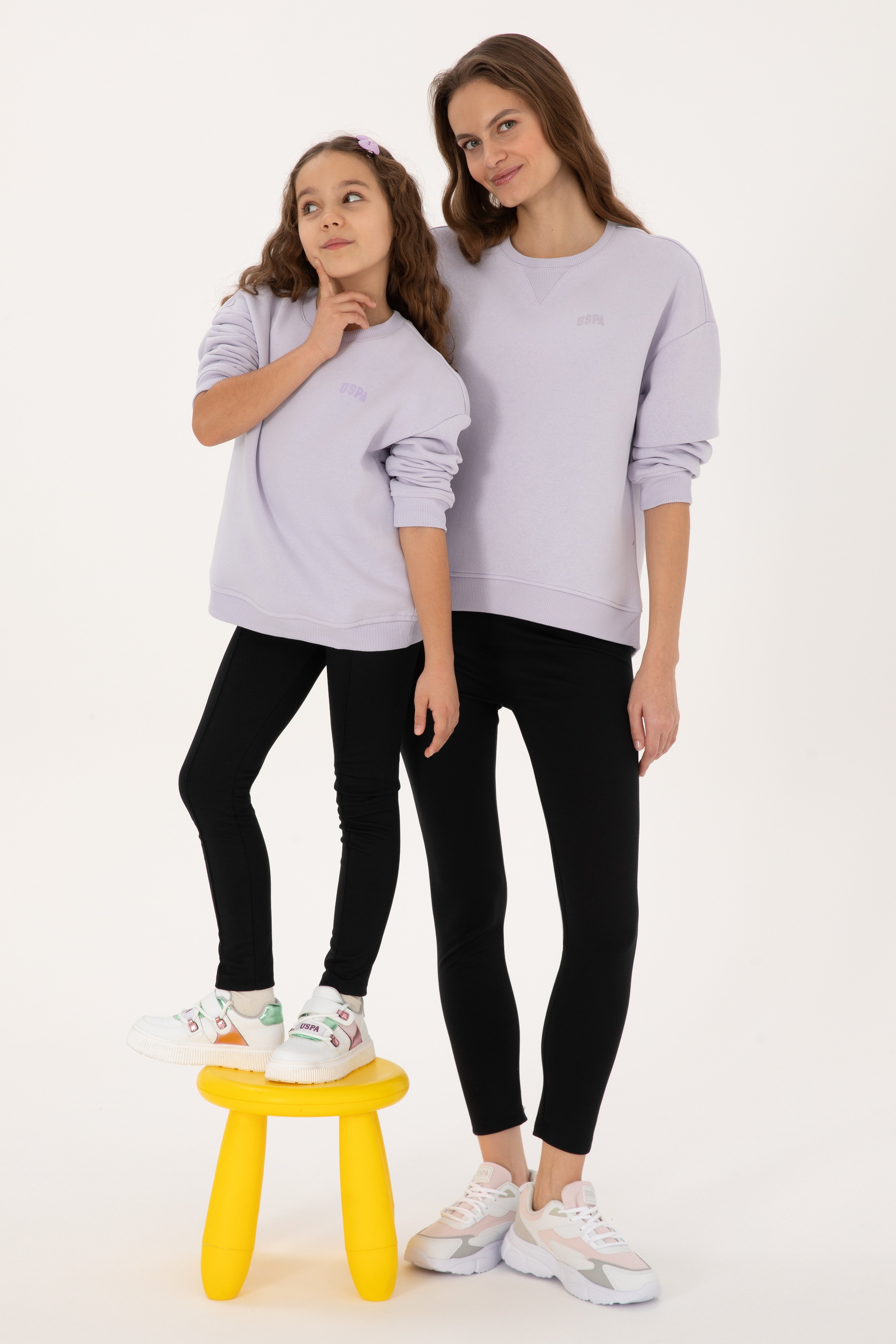 Kız Çocuk Lila Şardonlu Bisiklet Yaka Basic Sweatshirt - Image 3