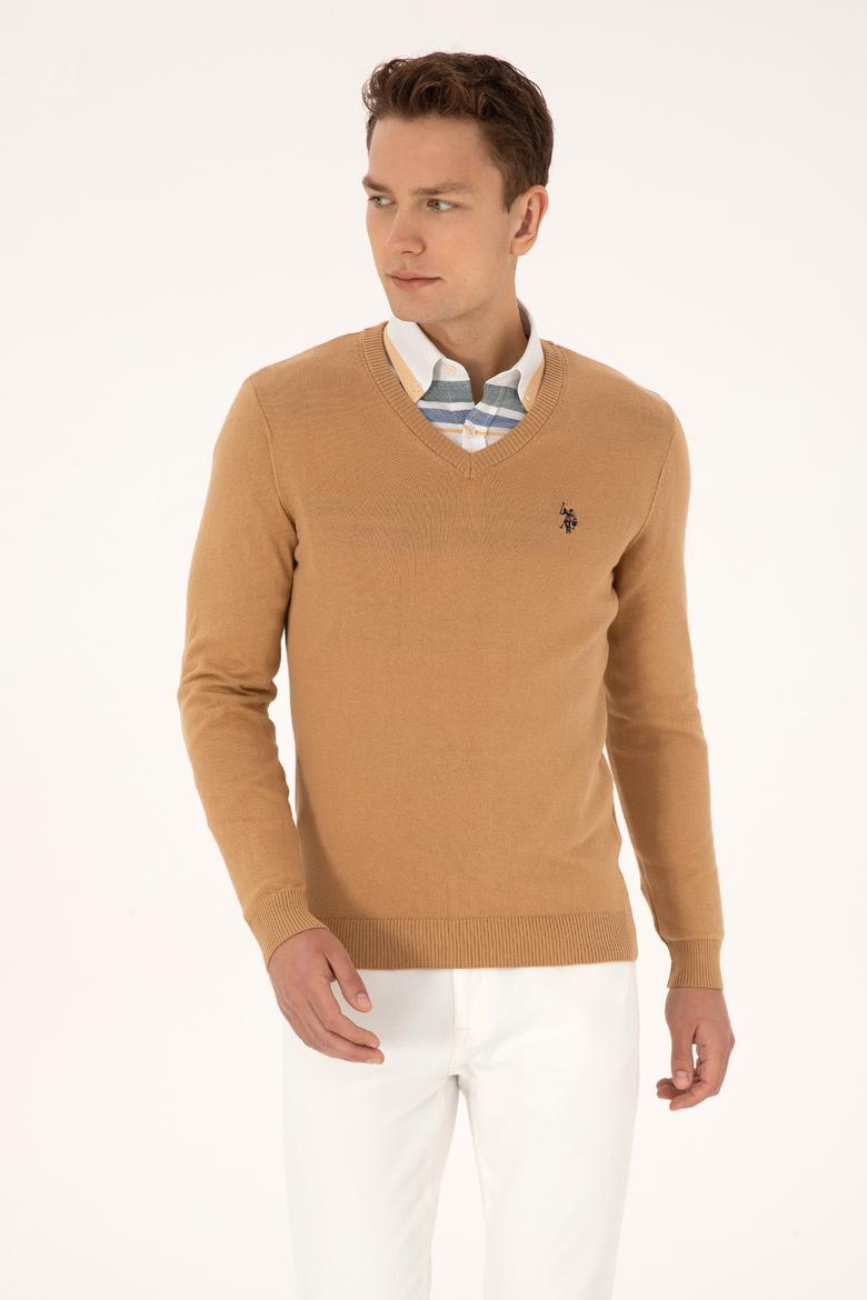 Erkek Slim Fit V Yaka Camel Basic Triko Kazak