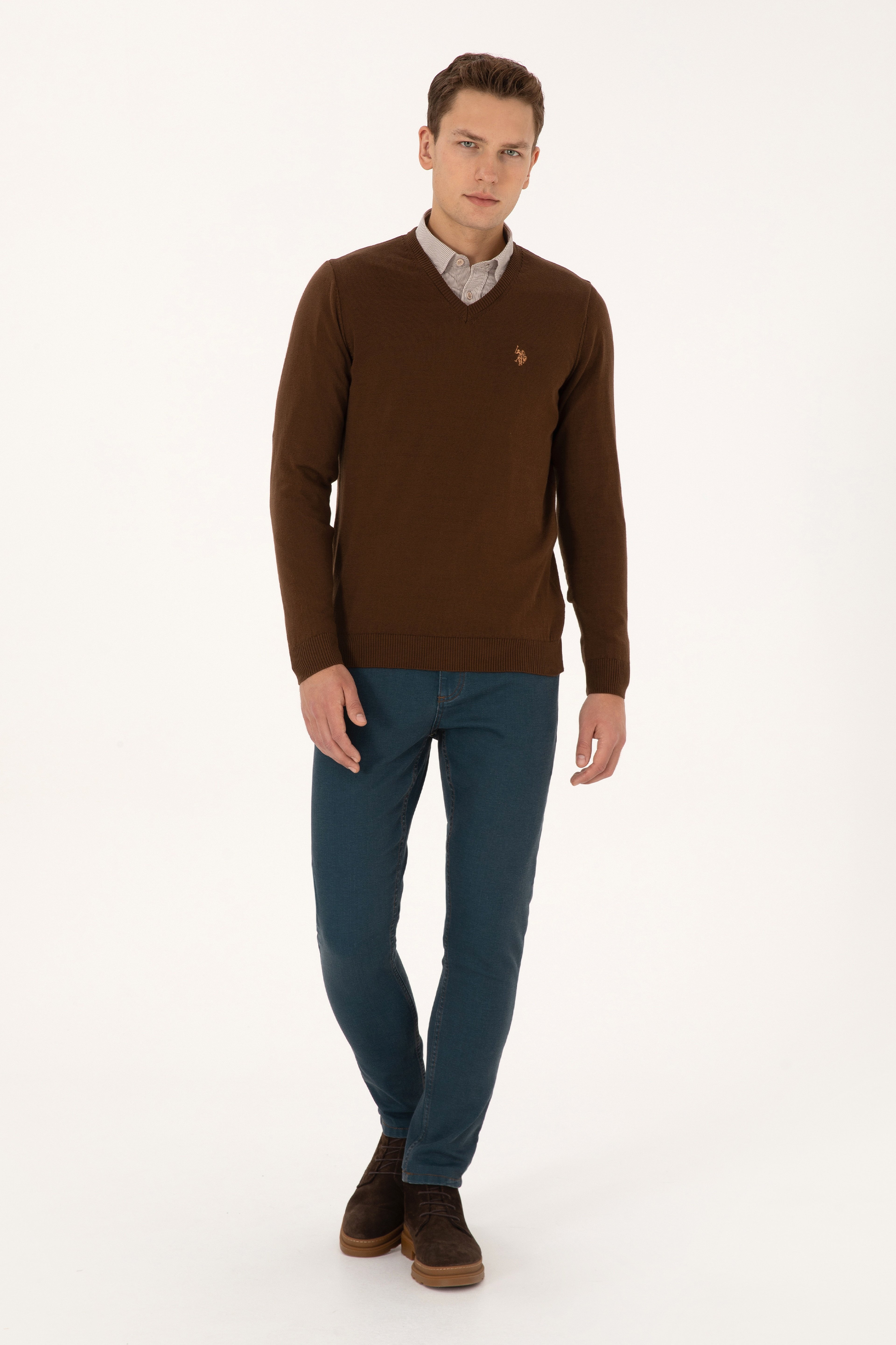 Erkek Slim Fit V Yaka Kahverengi Basic Triko Kazak - Image 4