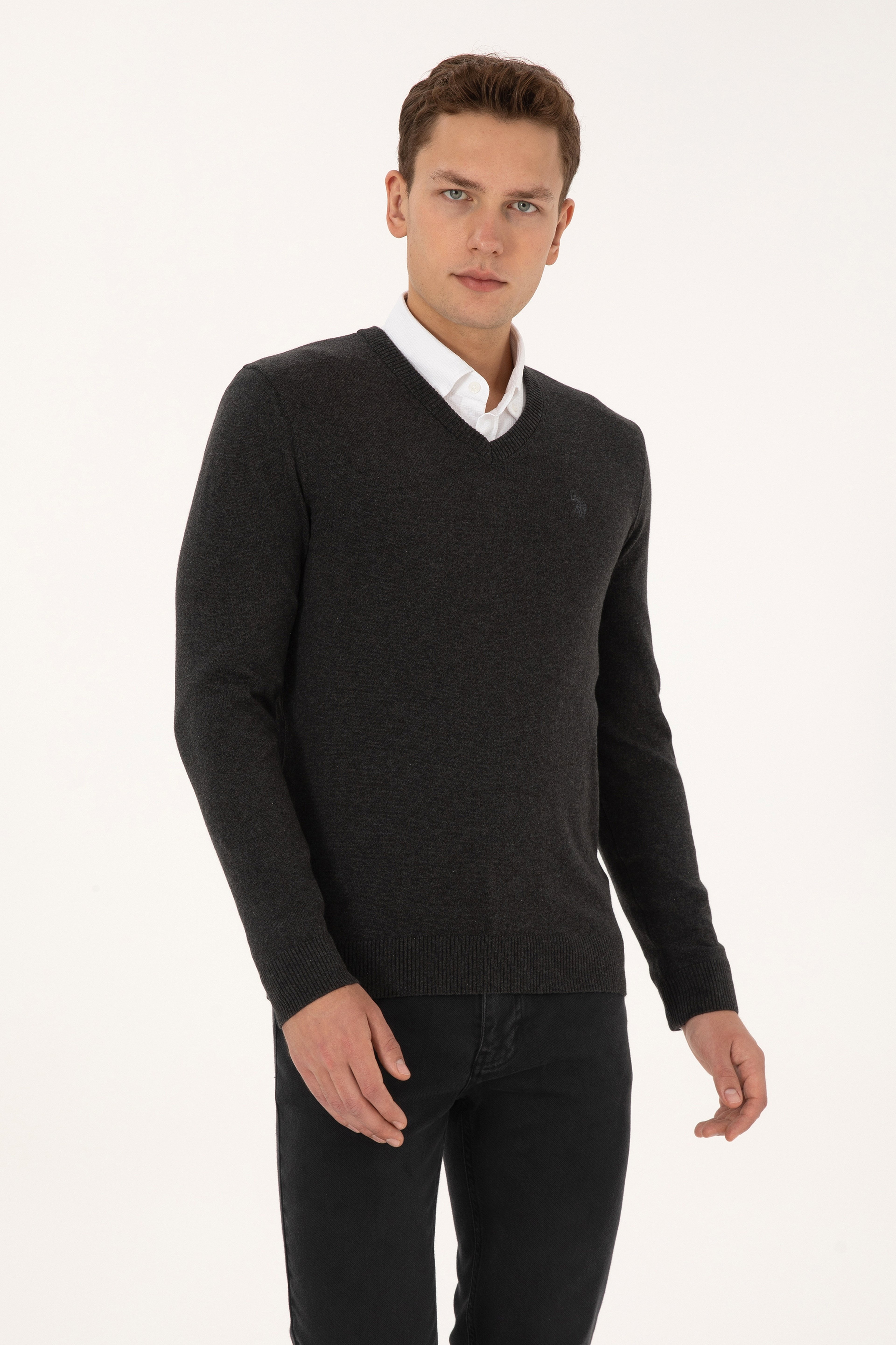 Erkek Slim Fit V Yaka Antrasit  Melanj Basic Triko Kazak