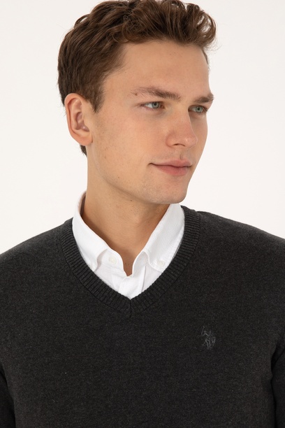 Erkek Slim Fit V Yaka Antrasit  Melanj Basic Triko Kazak