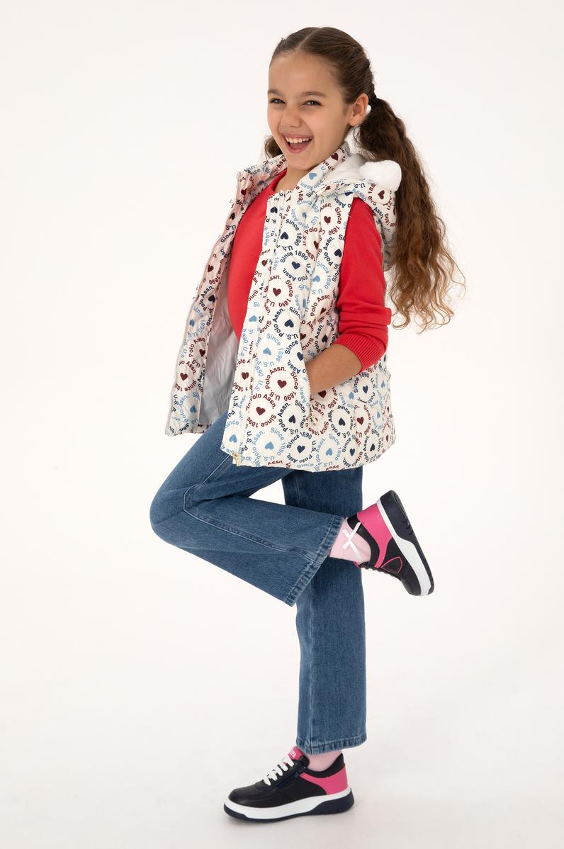 Kız Çocuk Krem Kalp Desenli Kapüşonlu Şişme Yelek