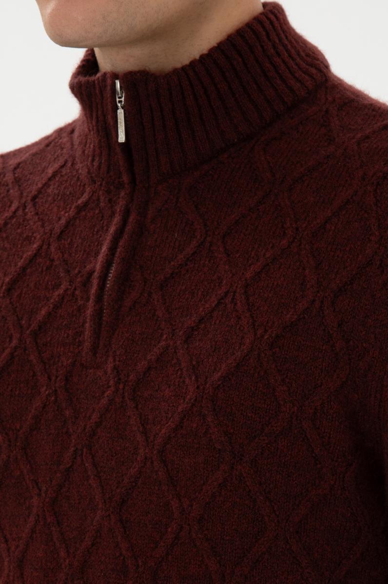 Erkek Regular Fit Yarım Fermuarlı Desenli Bordo Kazak