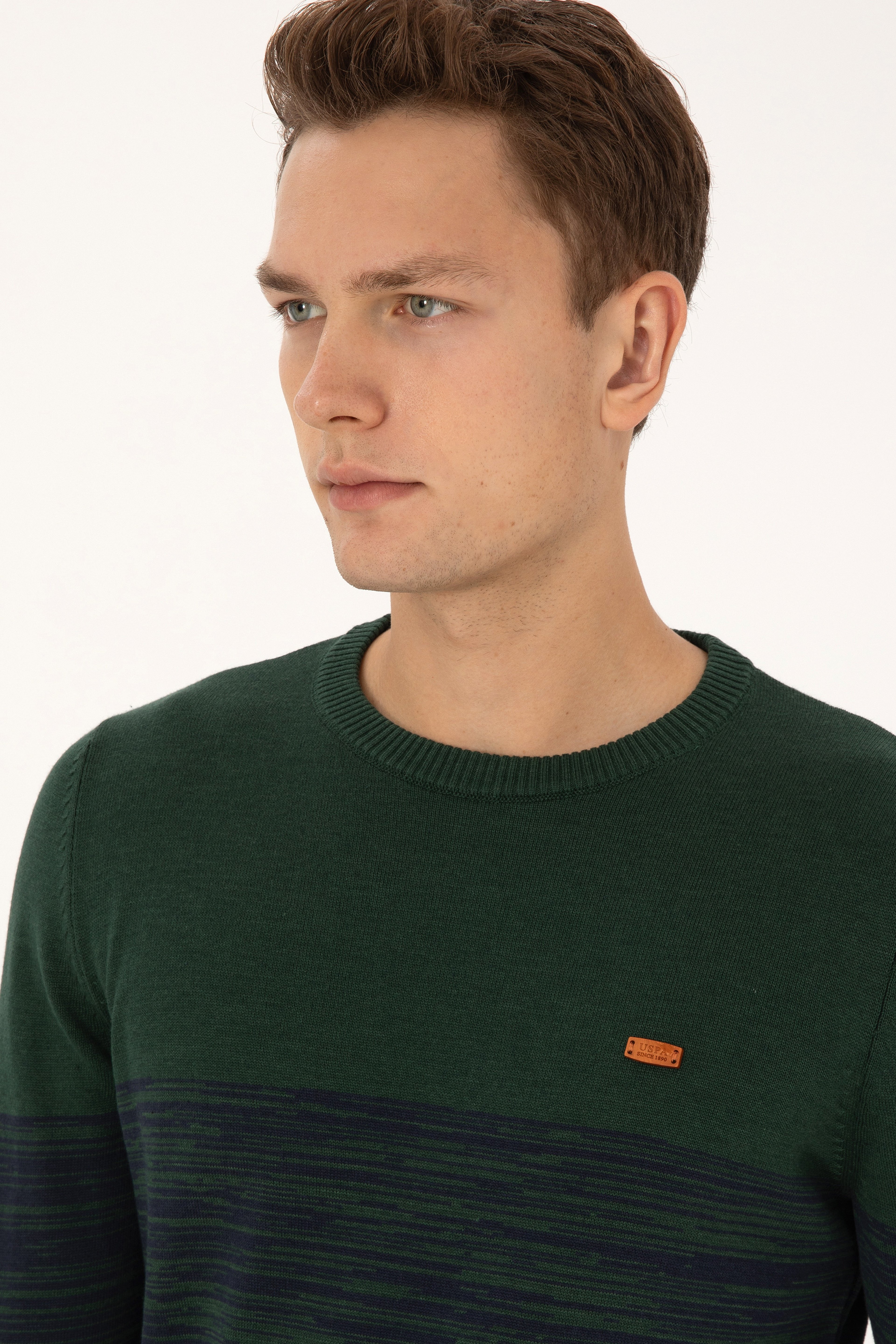 Erkek Slim Fit Bisiklet Yaka Koyu Yeşil Kazak