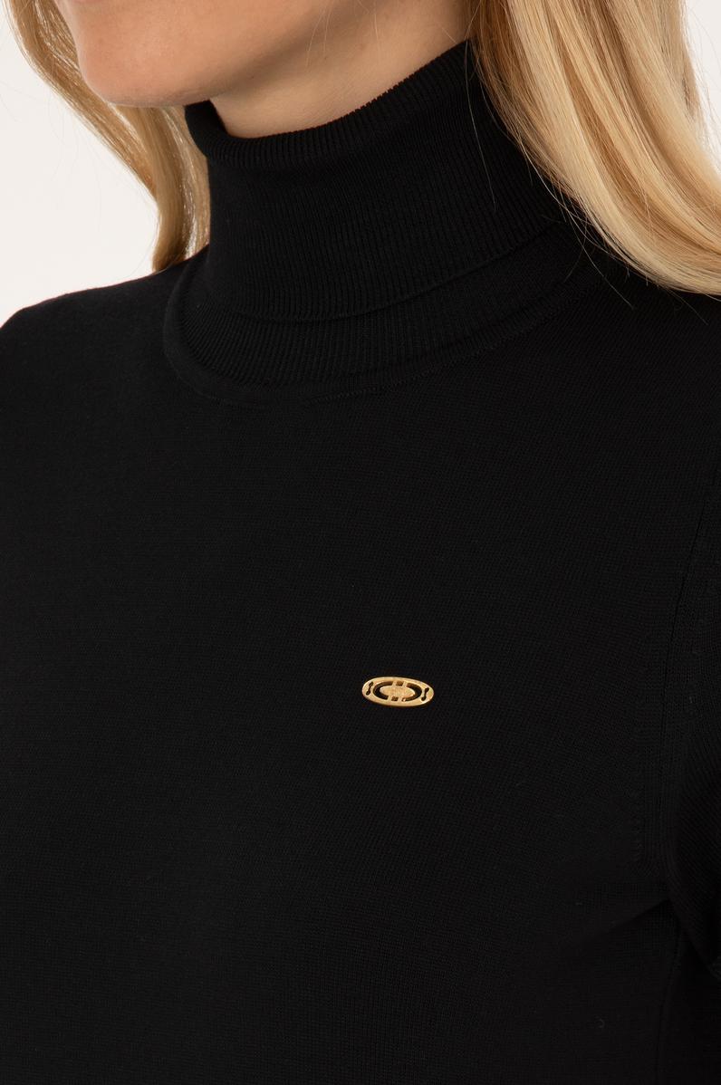 Kadın Siyah Boğazlı Kazak