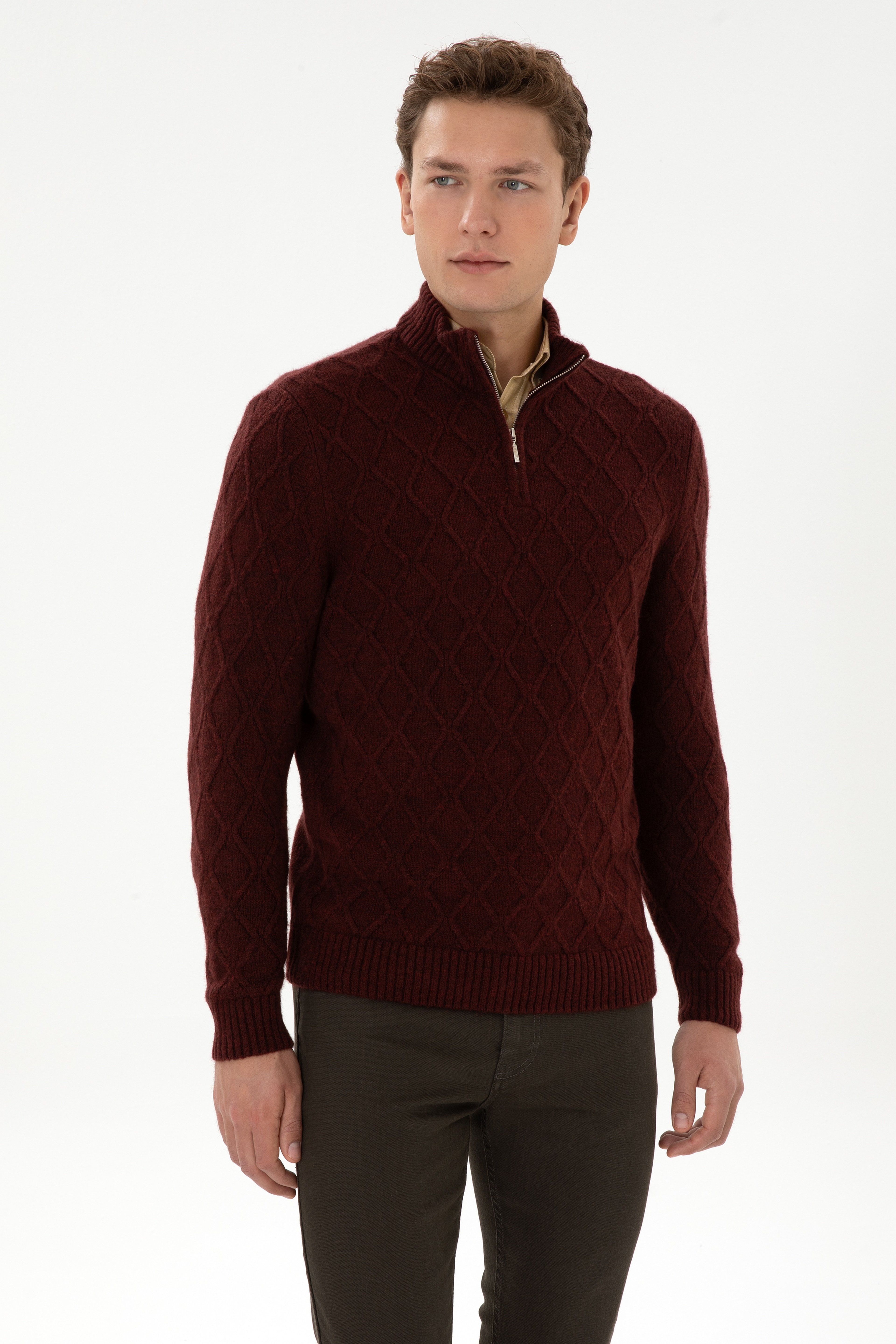 Erkek Regular Fit Yarım Fermuarlı Desenli Bordo Kazak - Image 1