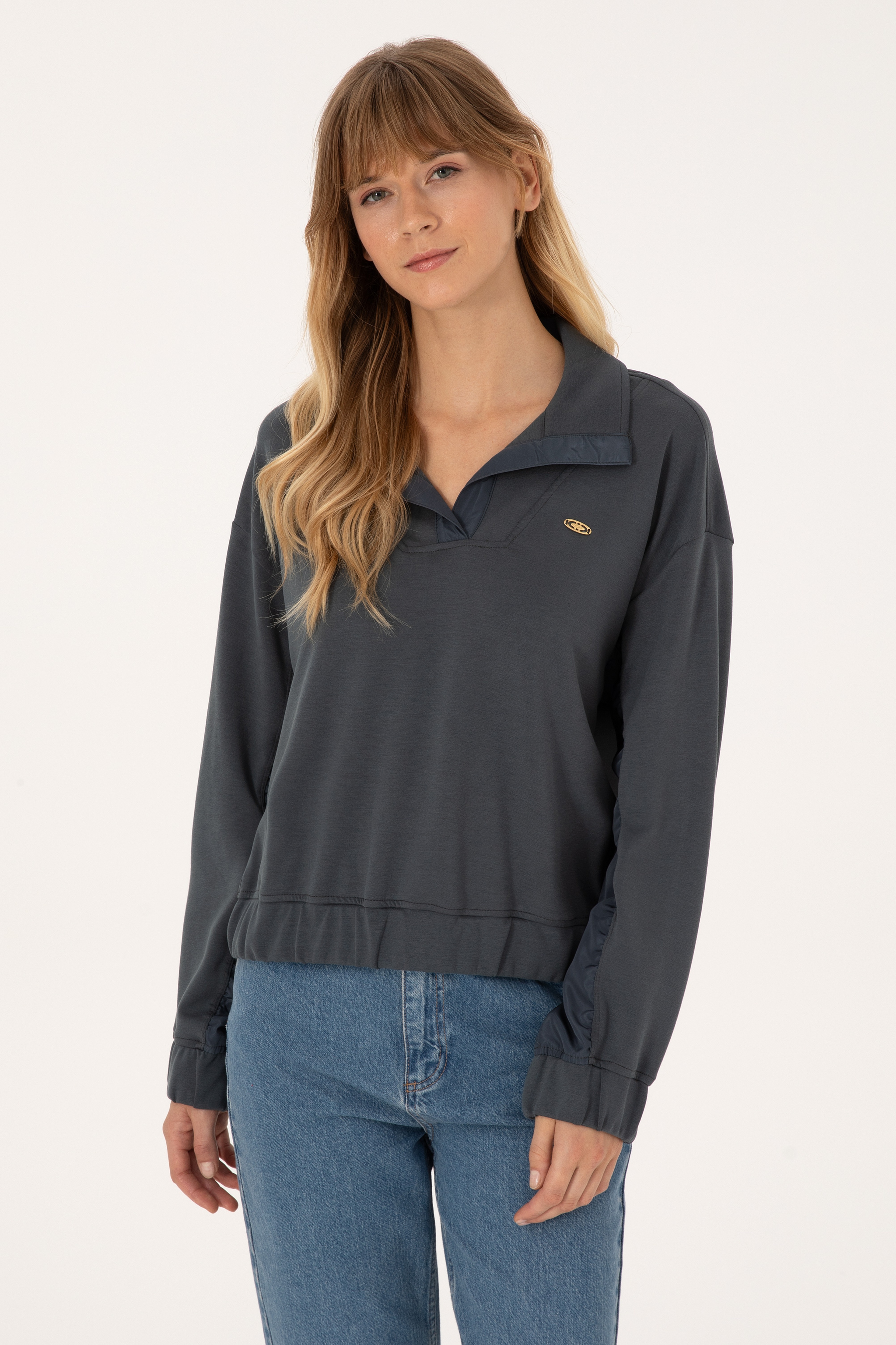 Kadın Antrasit Dik Yaka Sweatshirt - Image 1