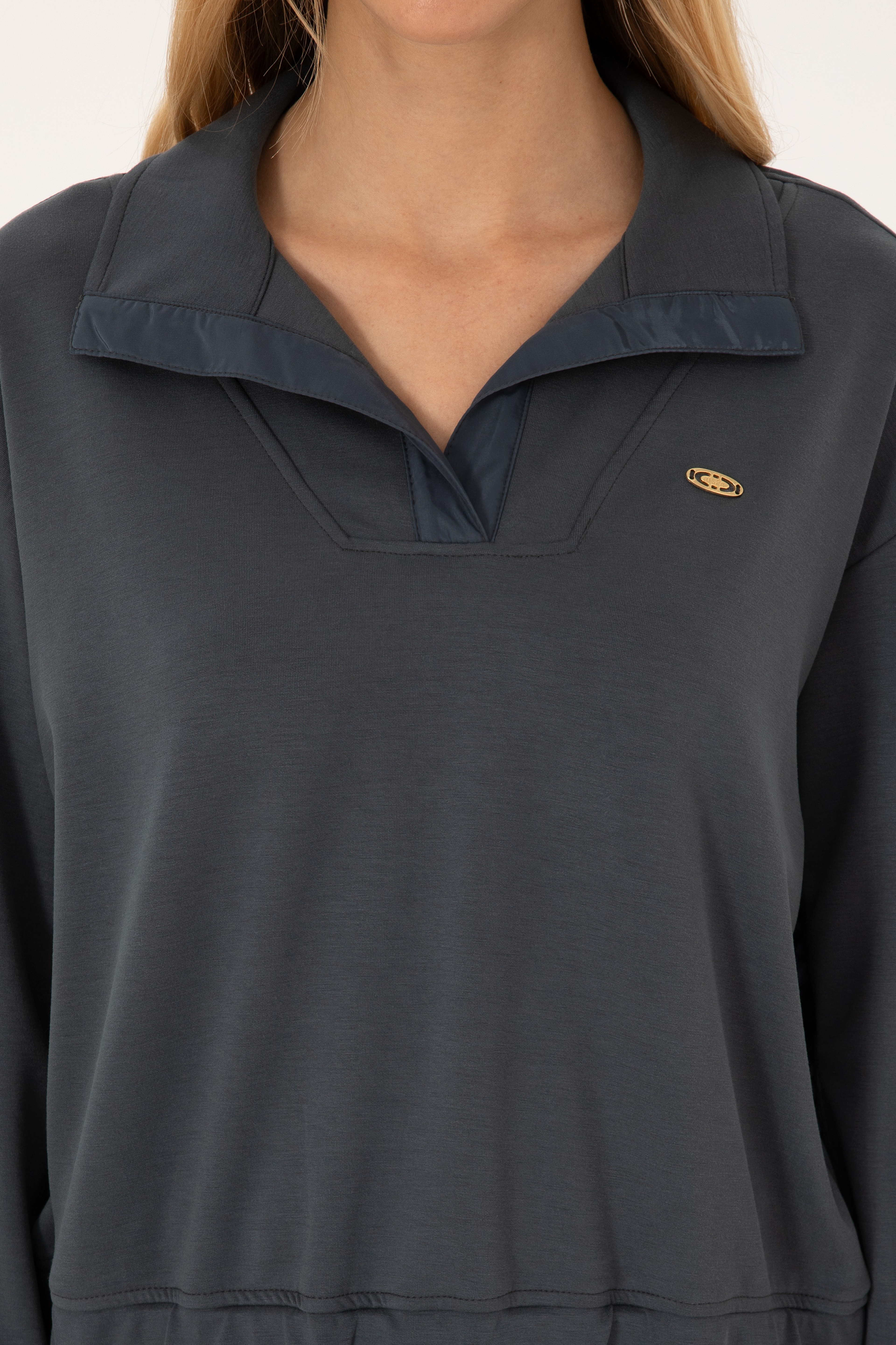 Kadın Antrasit Dik Yaka Sweatshirt - Image 6