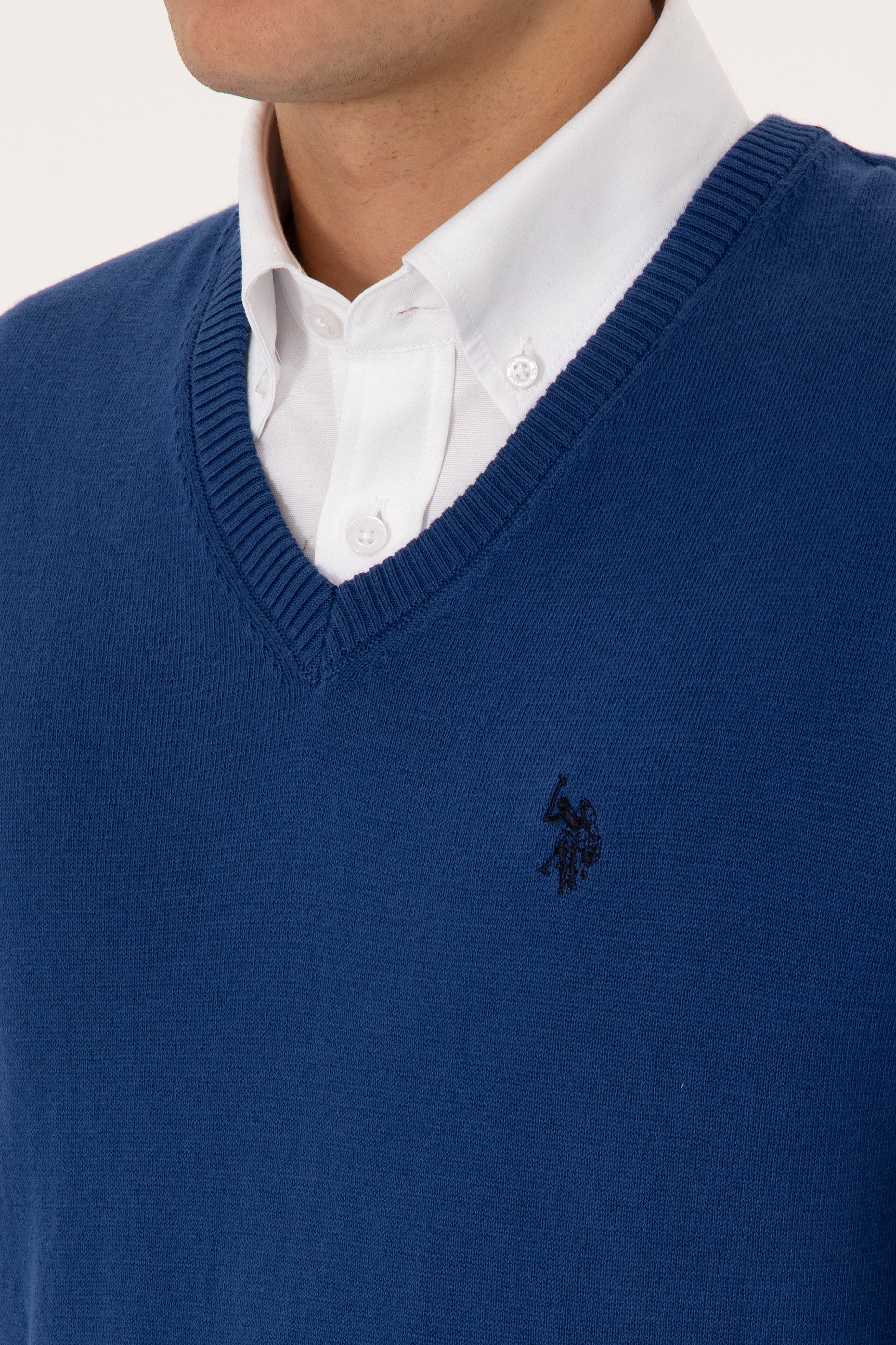 Erkek Slim Fit V Yaka İndigo Basic Triko Kazak - Image 7