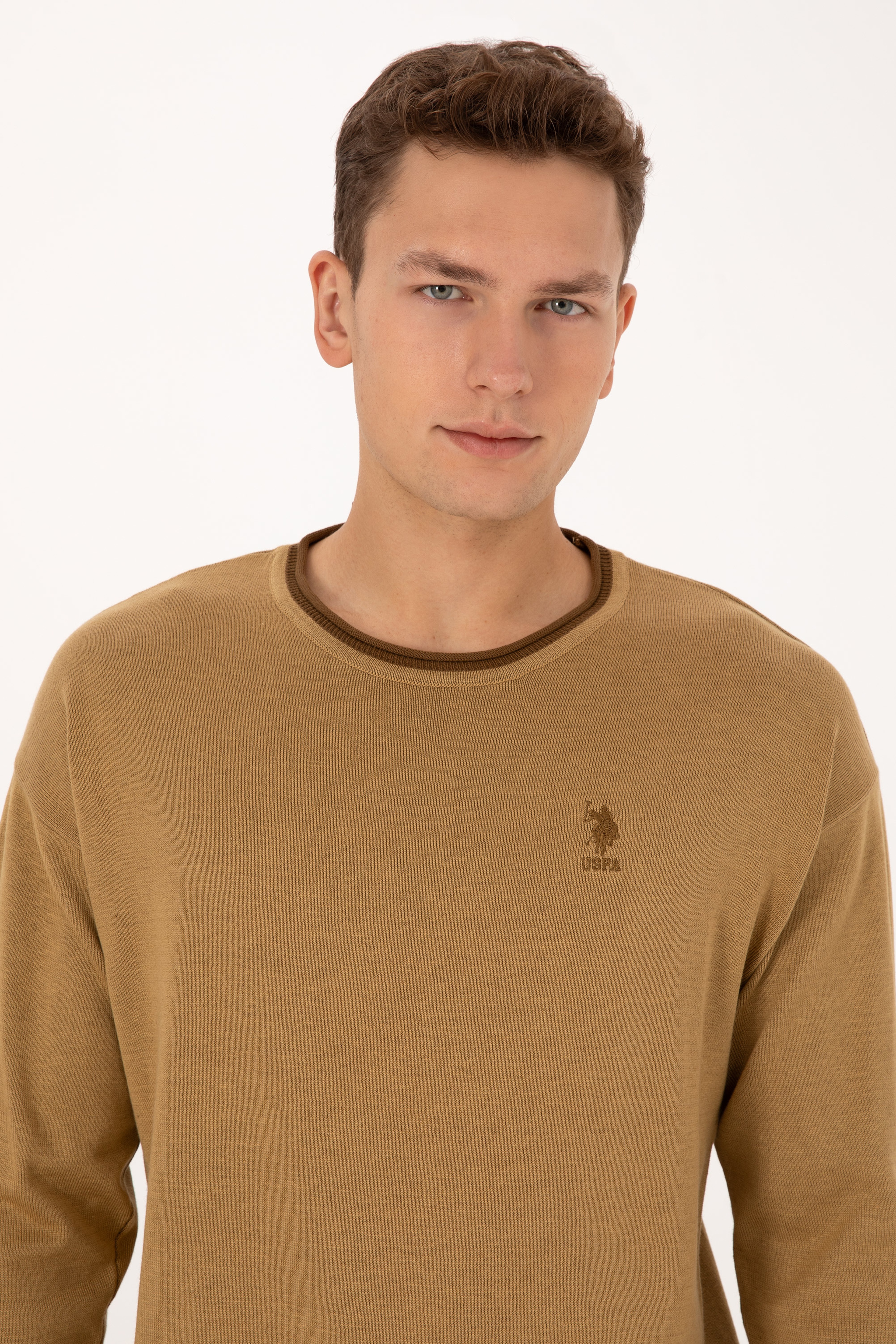 Erkek Comfort Fit Bisiklet Yaka Hardal Kazak - Image 2