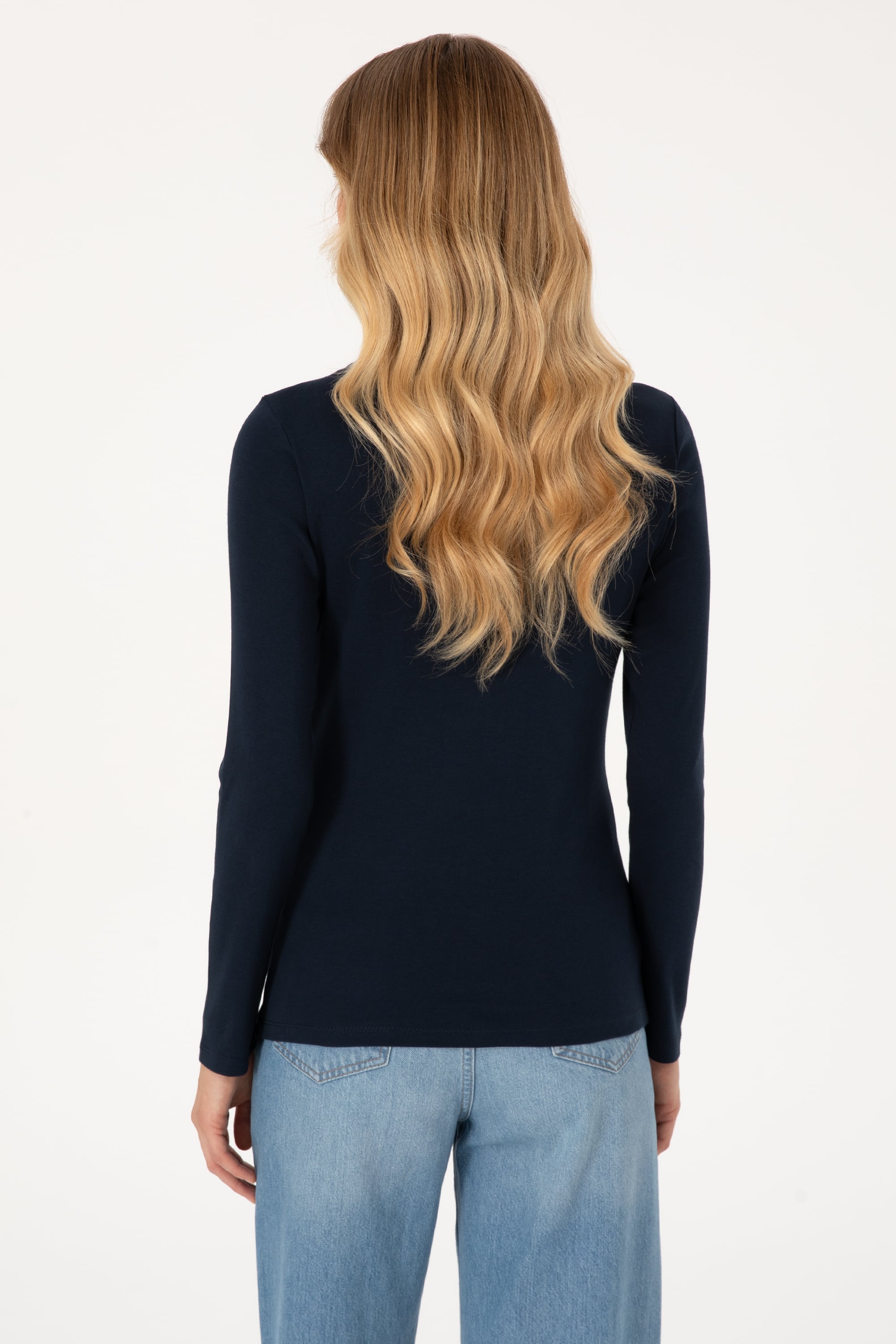 Kadın Lacivert Slim Bisiklet Yaka Basic Sweatshırt - Image 5
