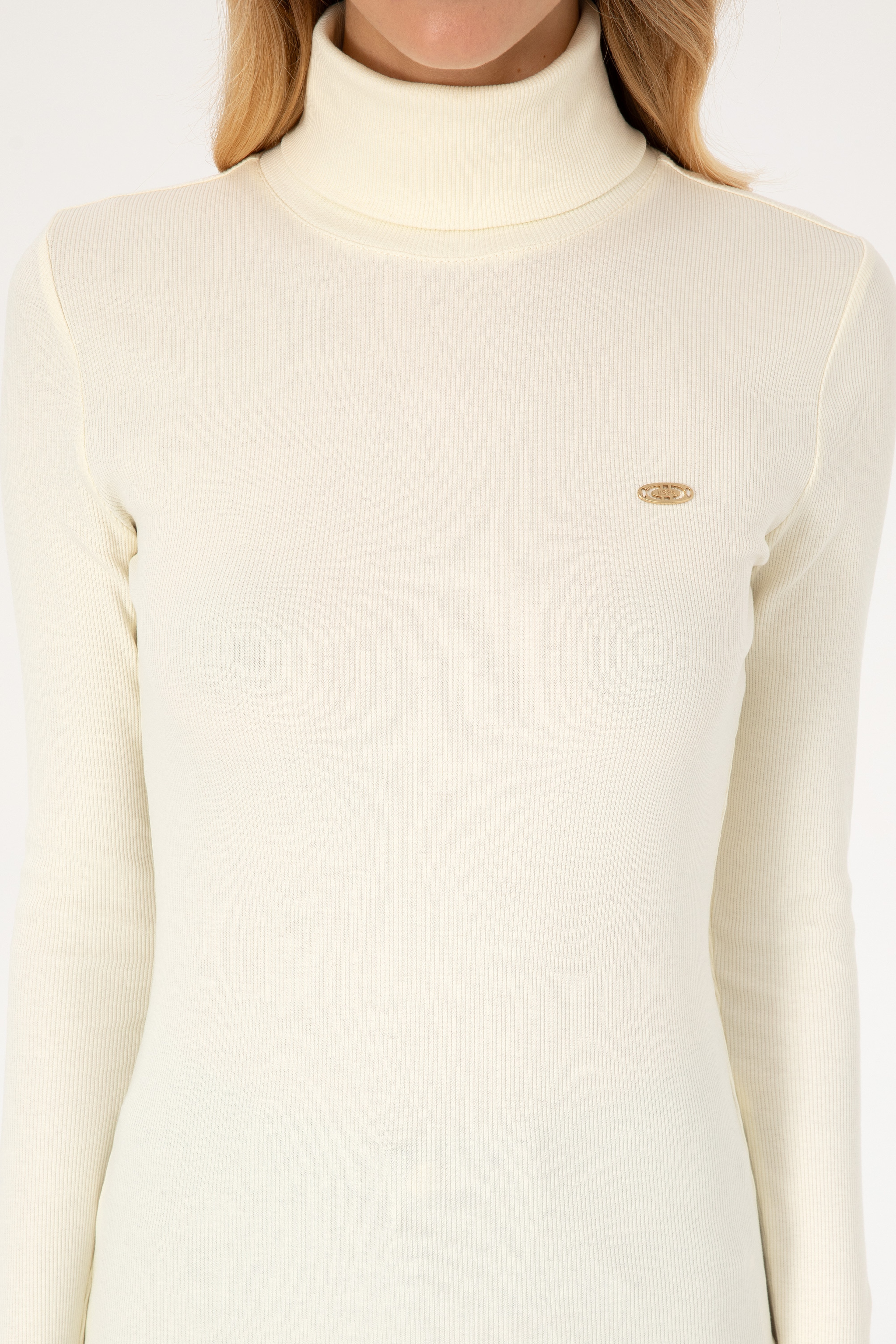 Kadın Krem Balıkçı Yaka Sweatshırt - Image 6
