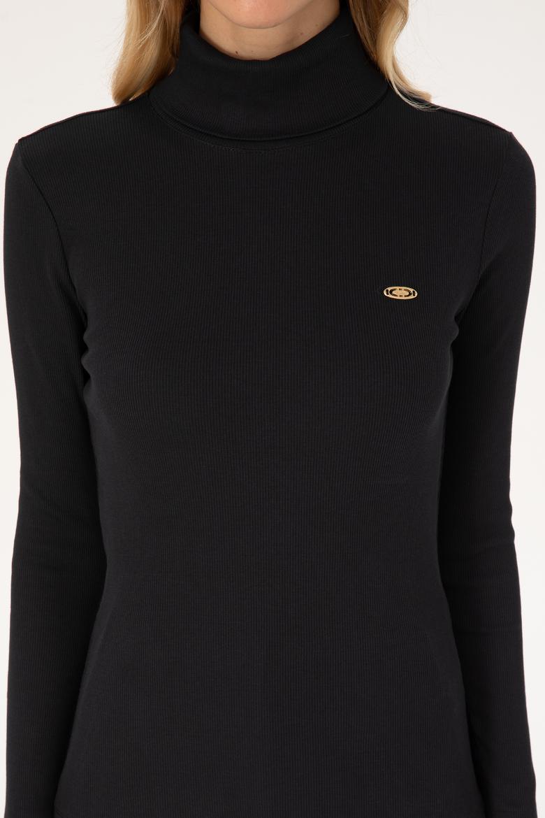 Kadın Siyah Balıkçı Yaka Sweatshırt - 50313430004