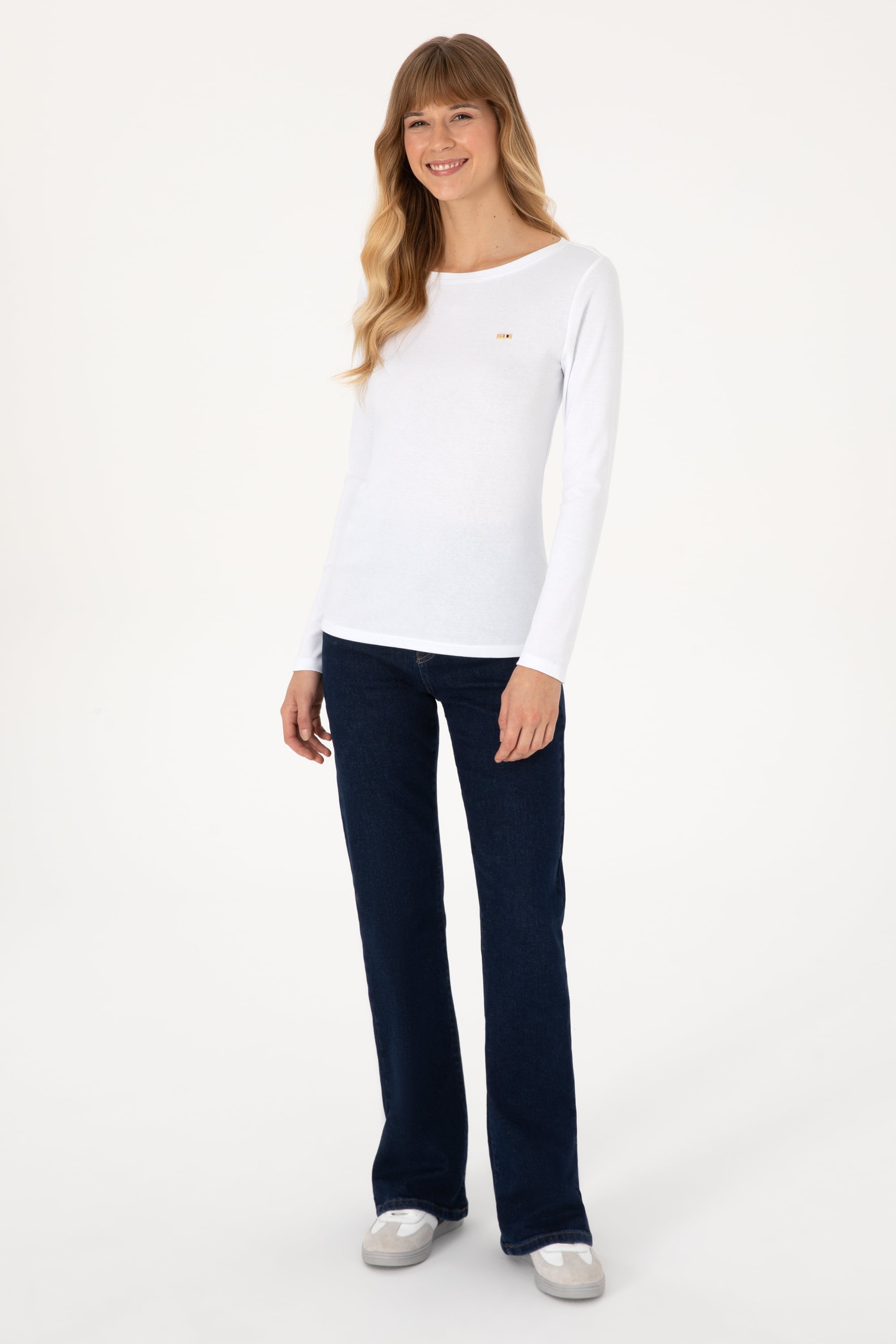 Kadın Beyaz Slim Bisiklet Yaka Basic Sweatshırt