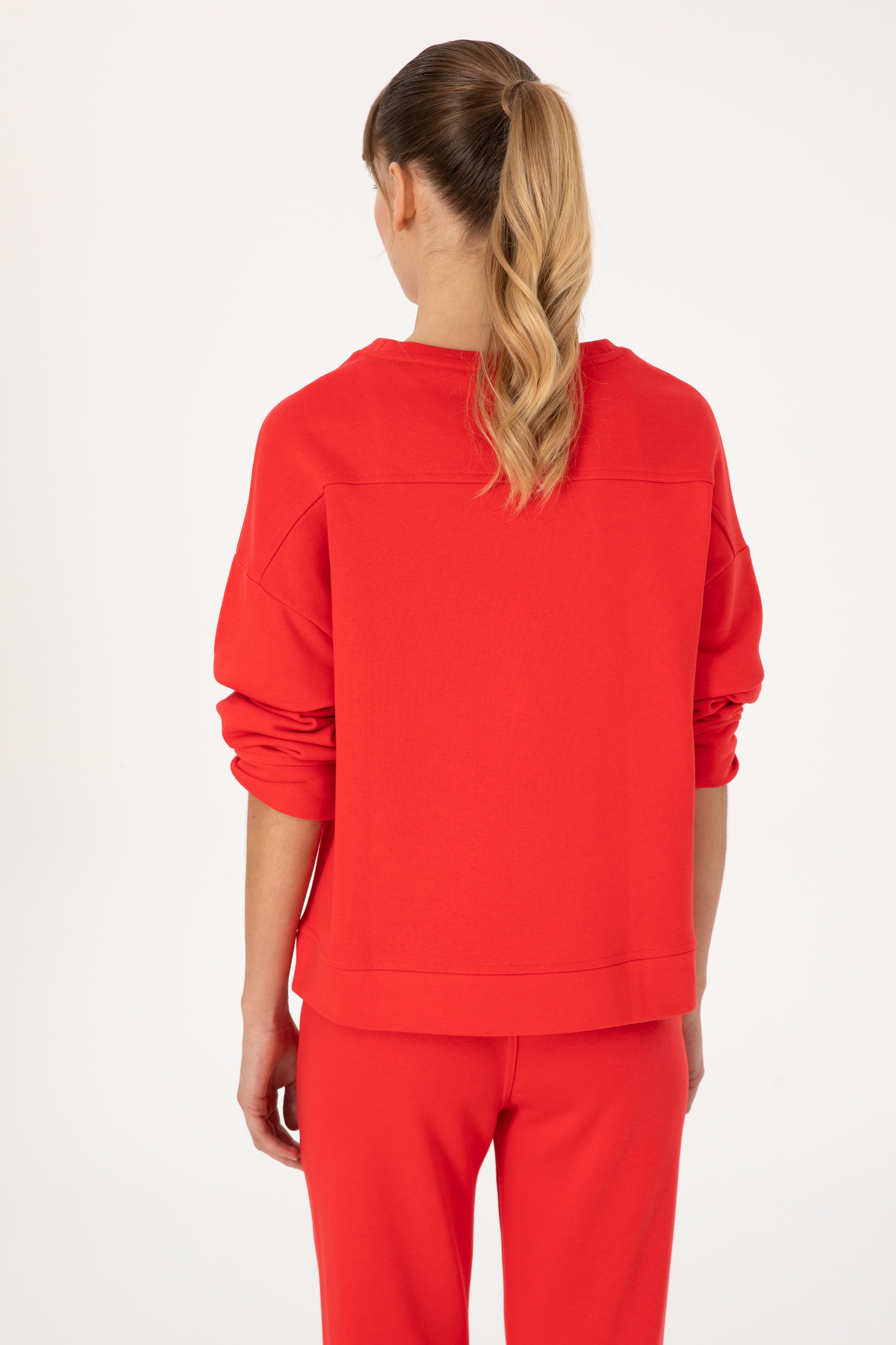 Kadın Kırmızı Bisiklet Yaka Basic Sweatshırt - Image 5