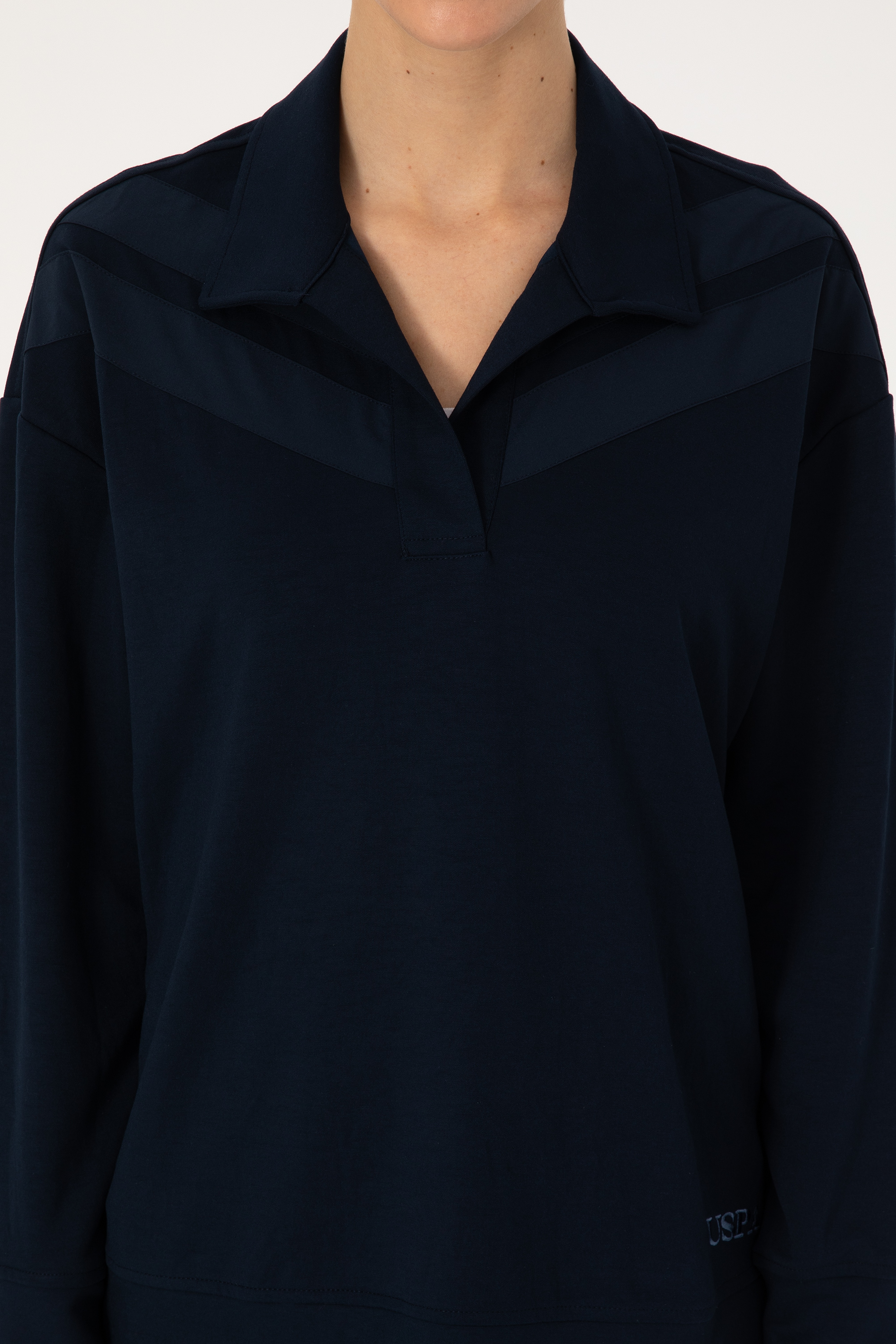 Kadın Lacivert Polo Yaka Sweatshirt - Image 6