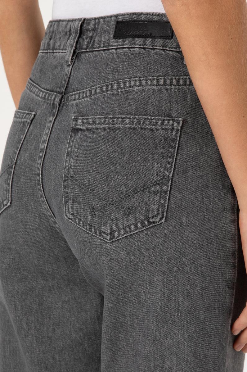 Kadın Gri Straight Fit Jean Pantolon