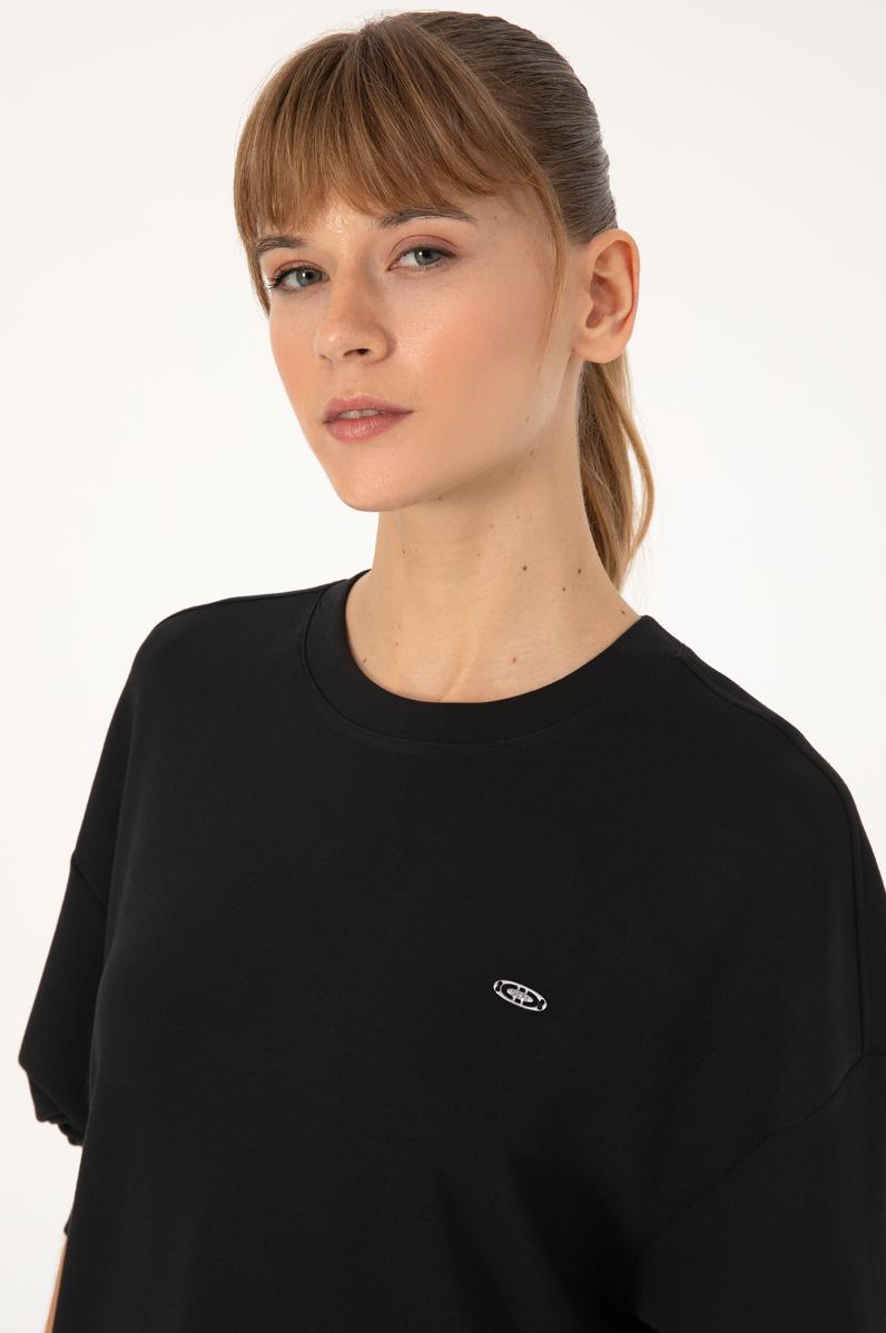 Kadın Siyah Bisiklet Yaka Sweatshirt