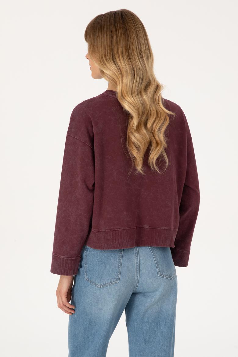 Kadın Bordo Yıkamalı Bisiket Yaka Sweatshirt - 50314186015