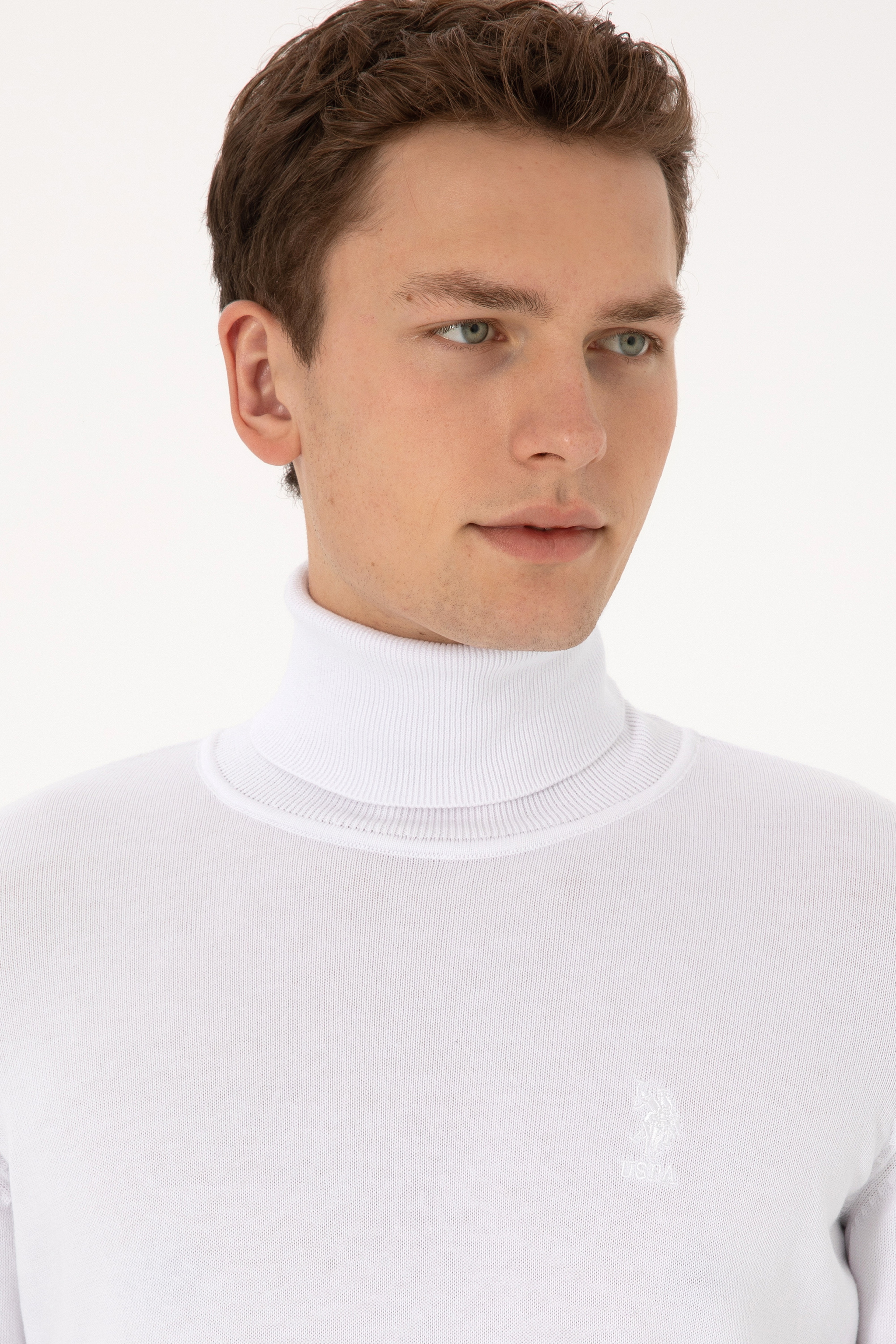 Erkek Slim Fit Balıkçı Yaka Beyaz Basic Kazak - Image 2