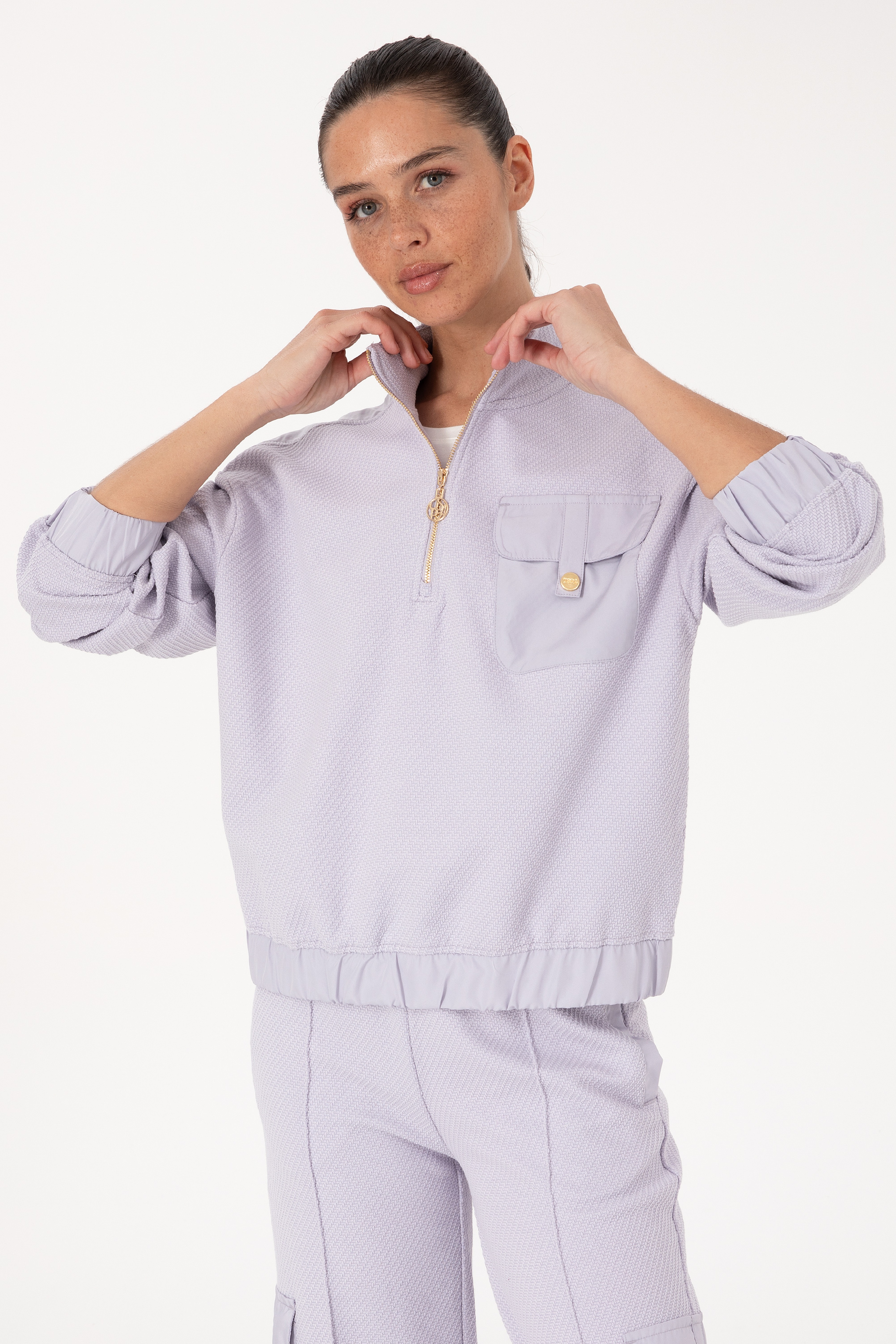 Kadın Siyah Fermuarlı Dik Yaka Sweatshirt - Image 3