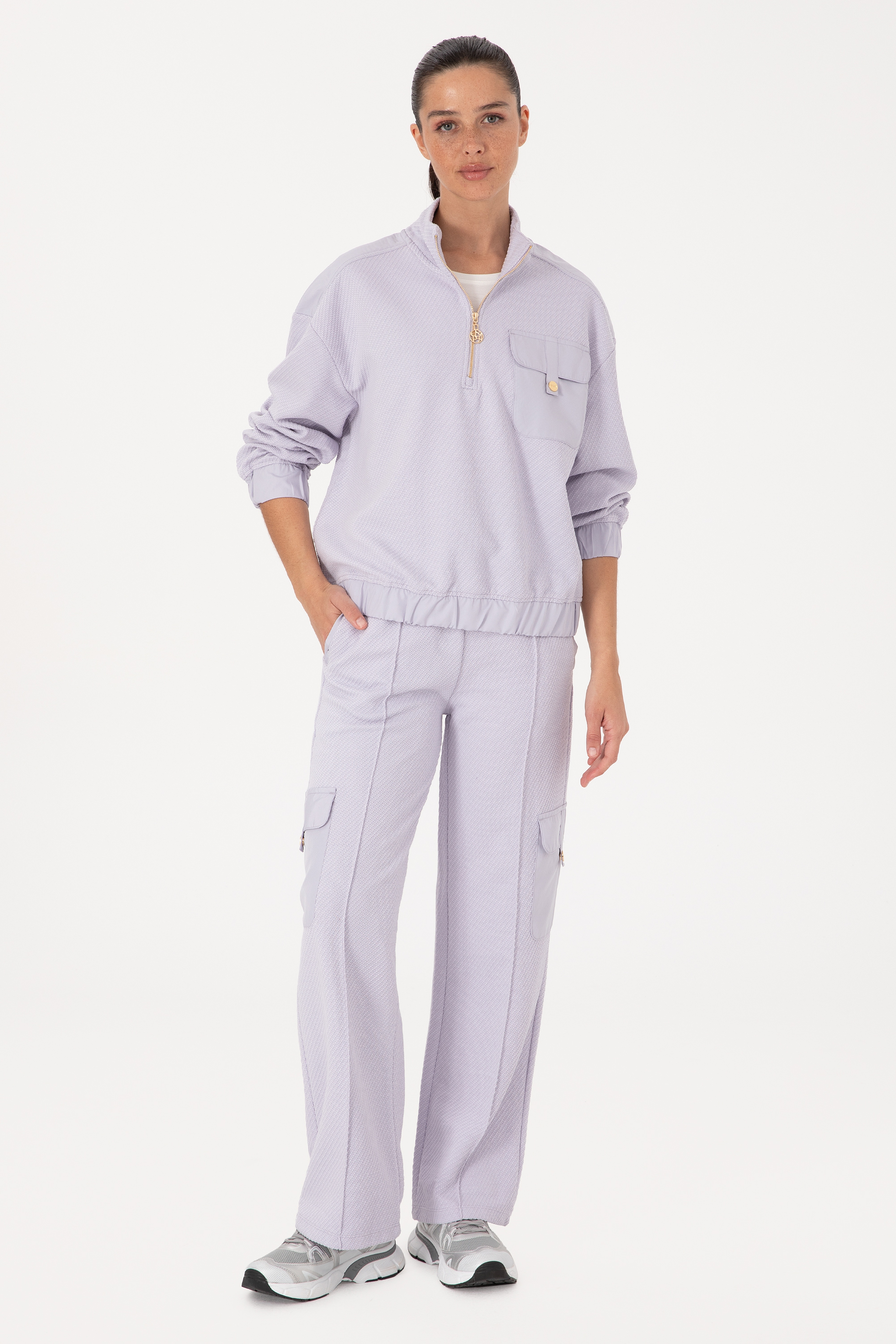 Kadın Siyah Fermuarlı Dik Yaka Sweatshirt - Image 4