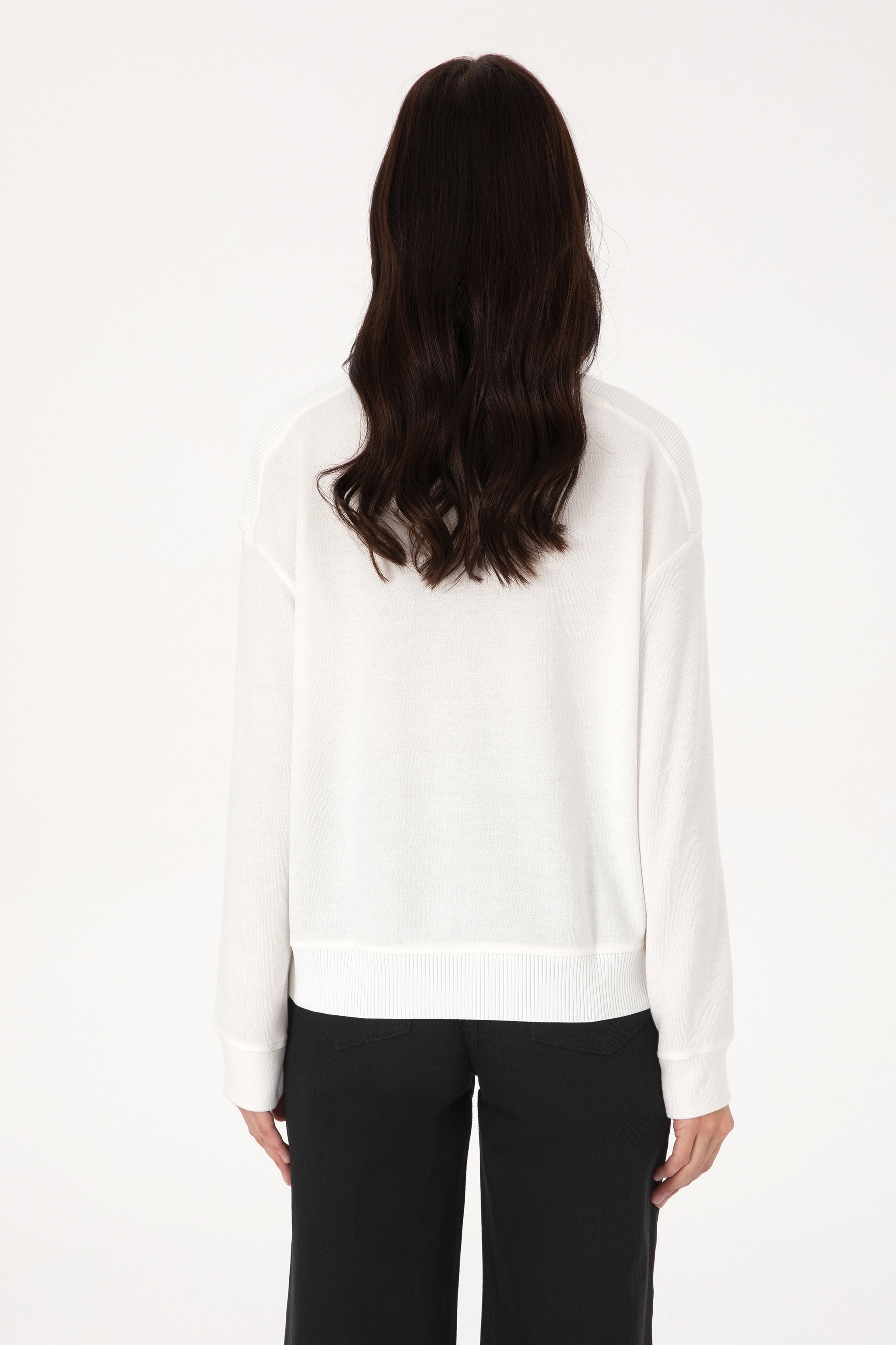 Kadın Krem Bisiklet Yaka Sweatshirt