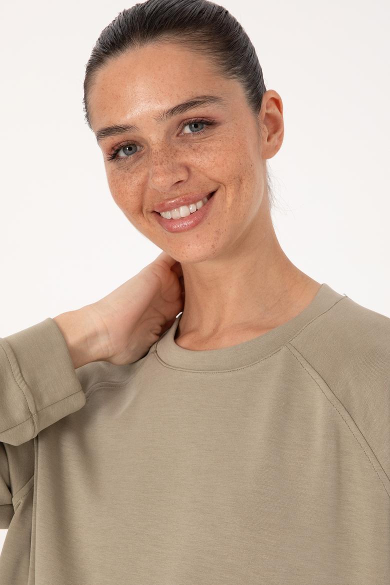 Kadın Açık Haki Sweatshirt - 50309098012