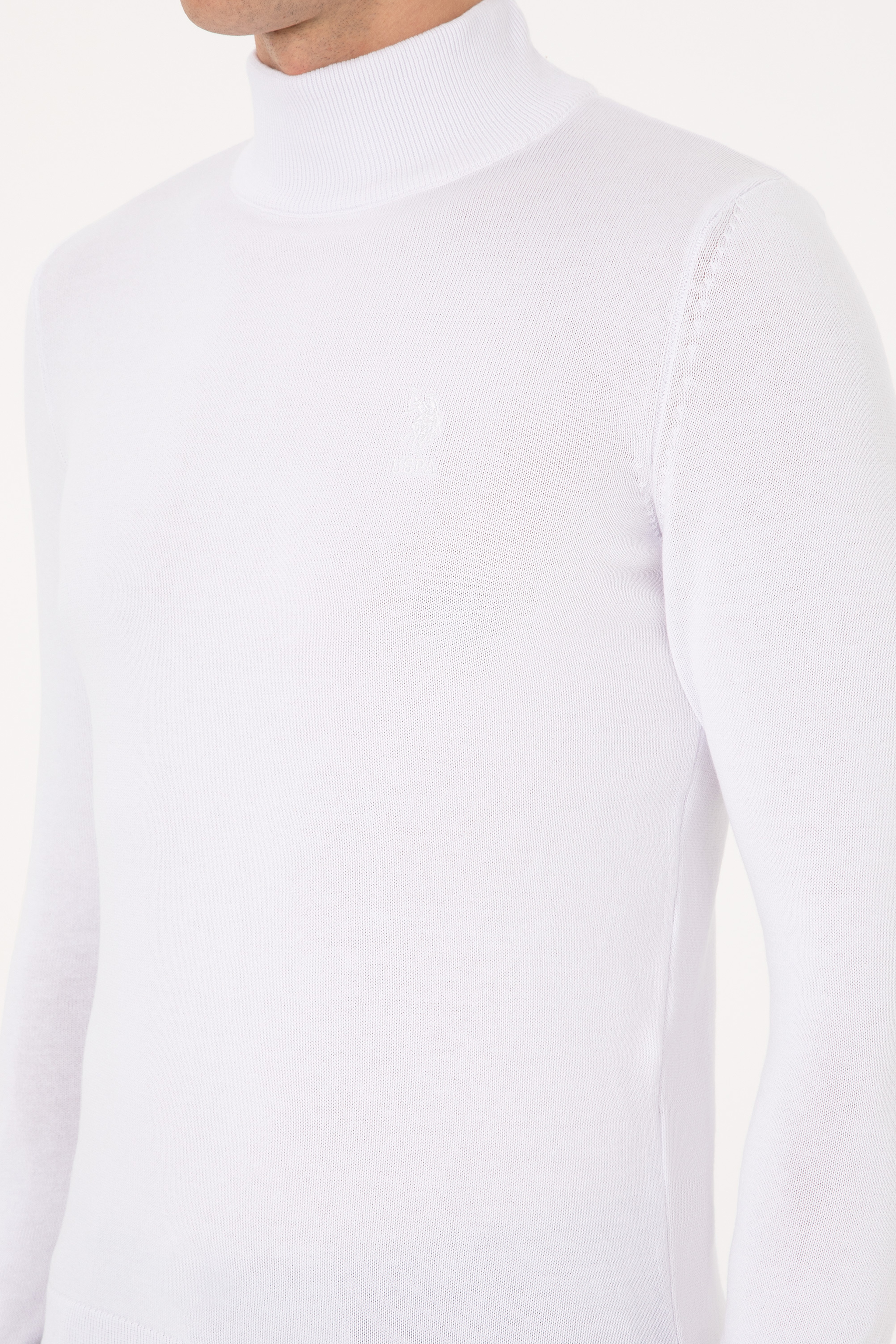 Erkek Slim Fit Yarım Balıkçı Yaka Beyaz Basic Kazak